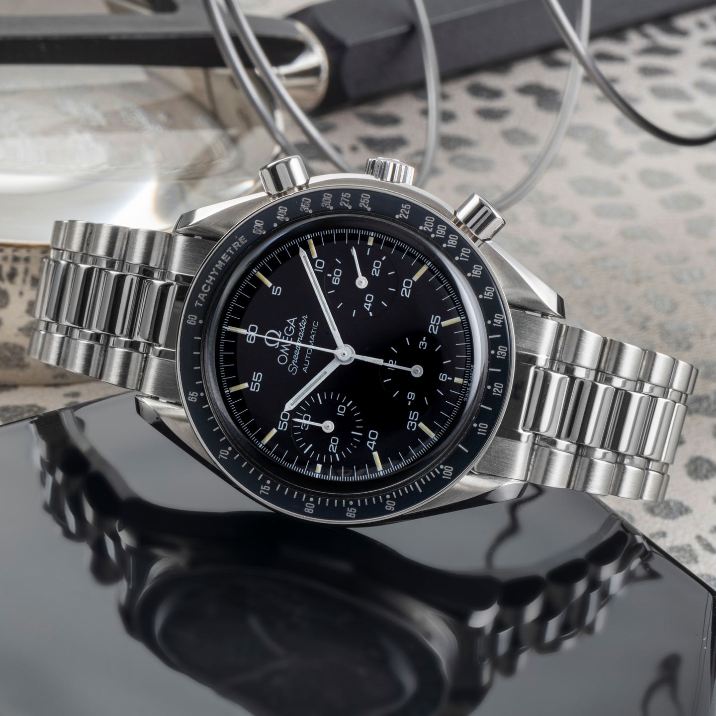 Omega Speedmaster Reduced 3510.50.00 (Onbekend (willekeurig serienummer)) - Zwart wijzerplaat 39mm Staal (2/8)