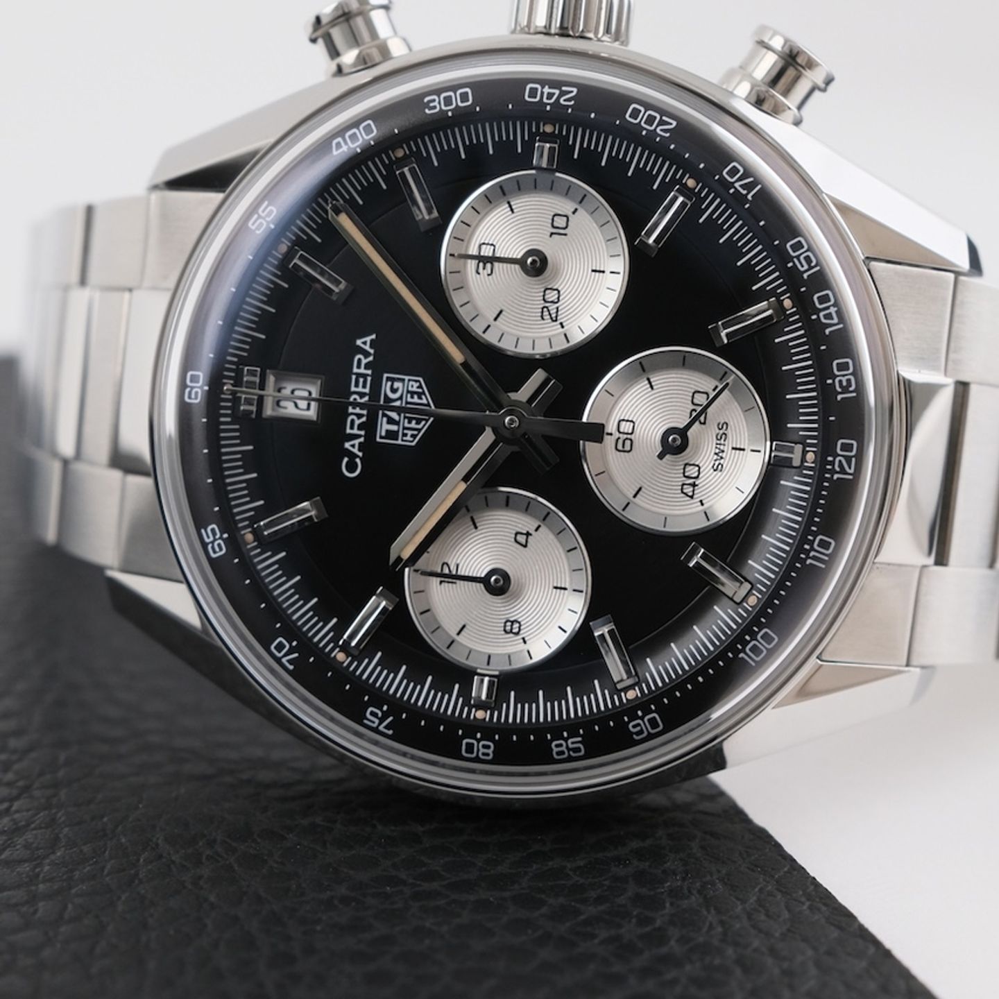 TAG Heuer Carrera CBS2210 - (3/8)