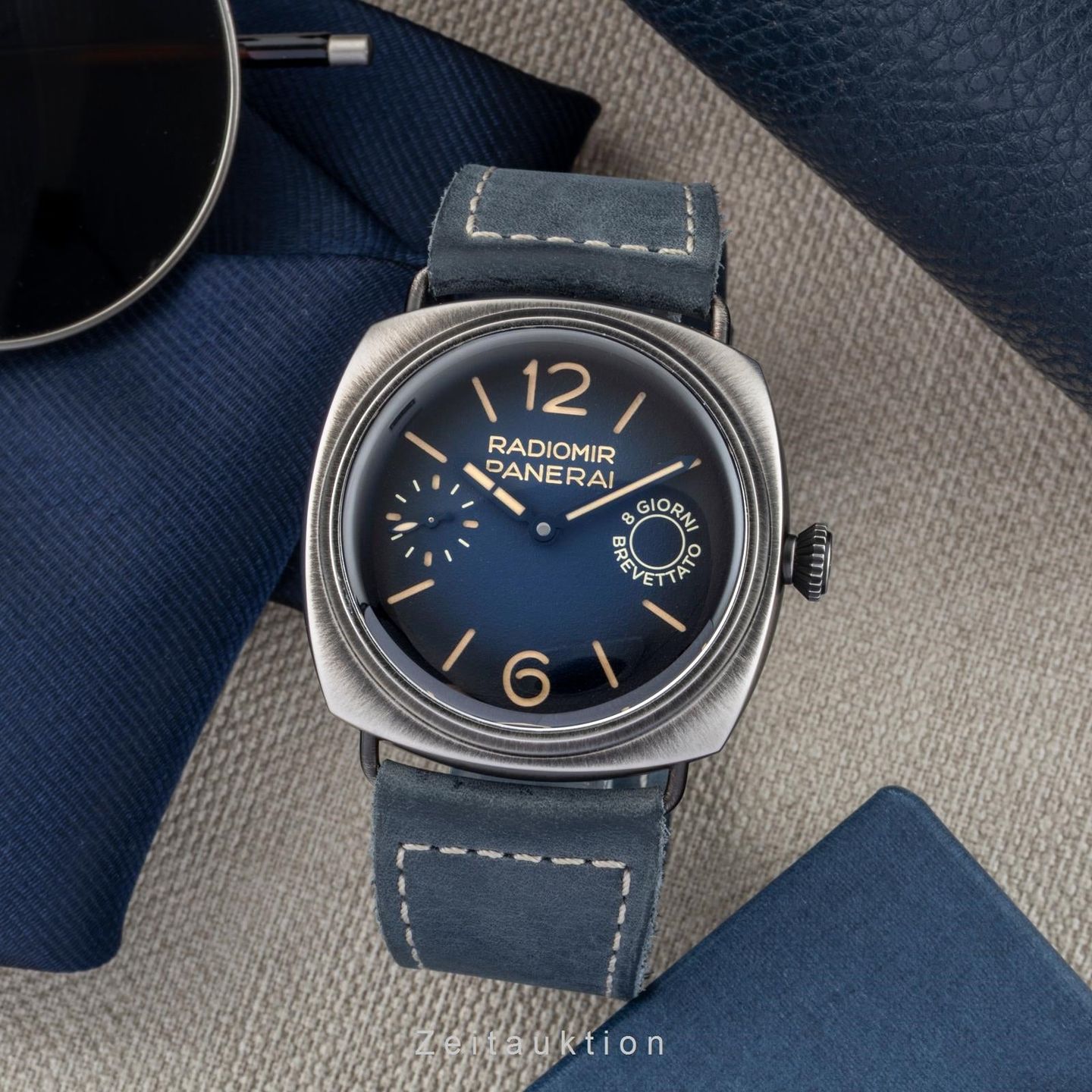 Panerai Radiomir PAM01348 (Onbekend (willekeurig serienummer)) - Blauw wijzerplaat 45mm Staal (3/8)