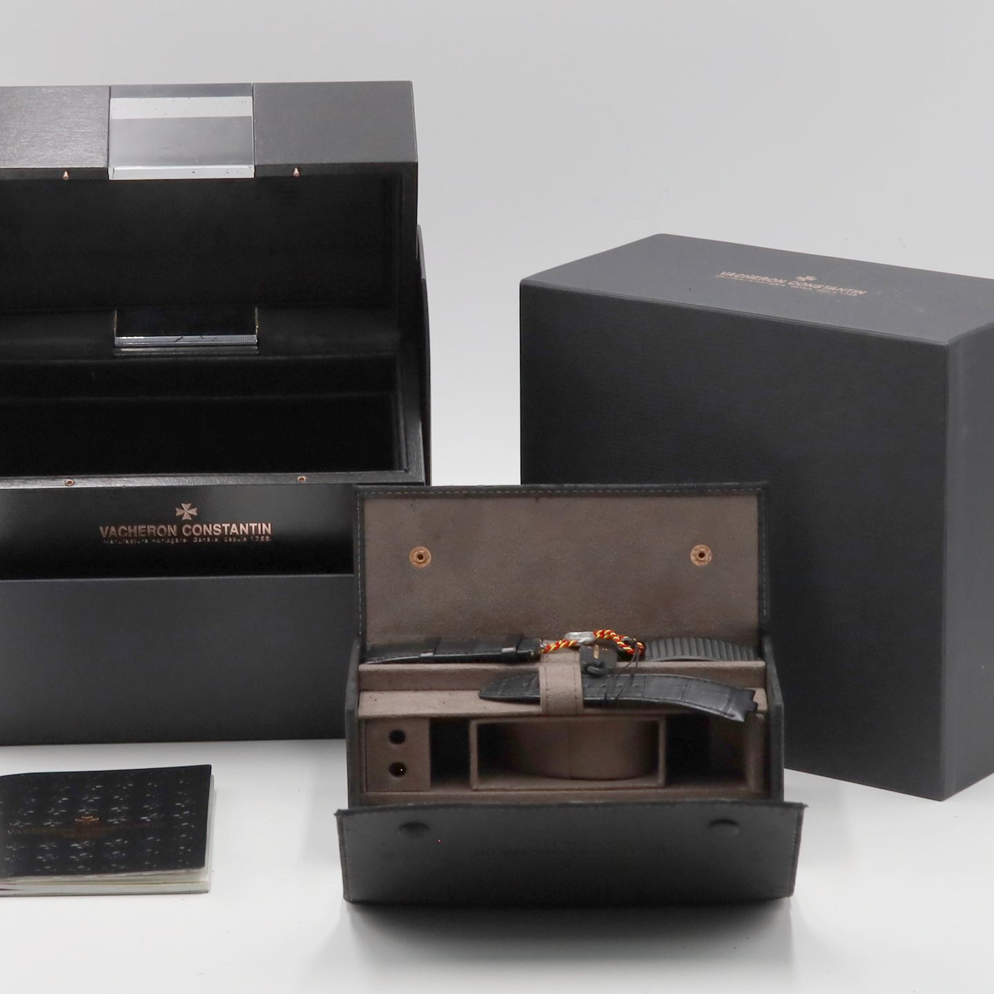 Vacheron Constantin Overseas 4500V/110A-B126 (Unknown (random serial)) - Silver dial 42 mm Steel case (8/8)