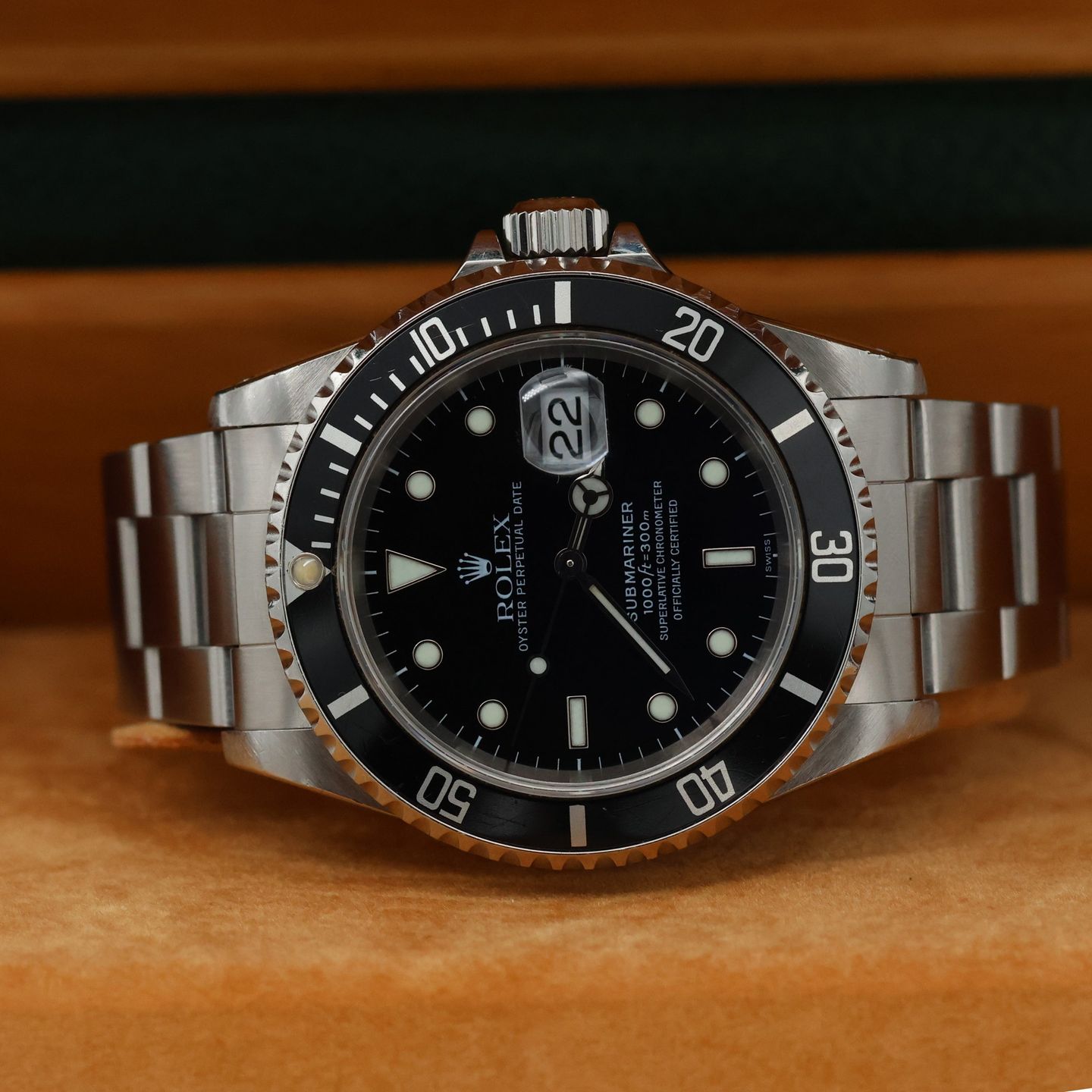 Rolex Submariner Date 16610 - (2/8)