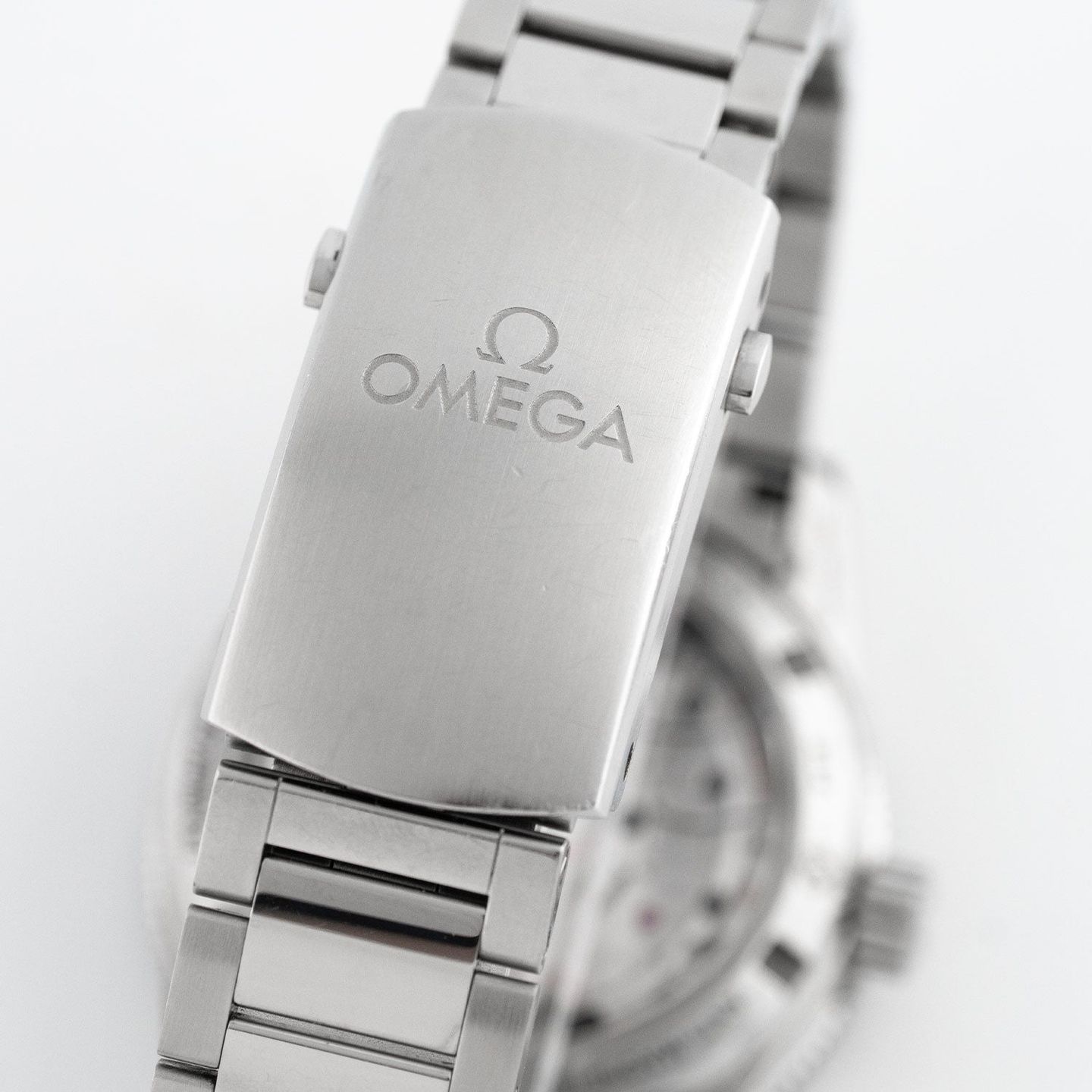 Omega Seamaster 300 233.30.41.21.01.001 - (3/6)