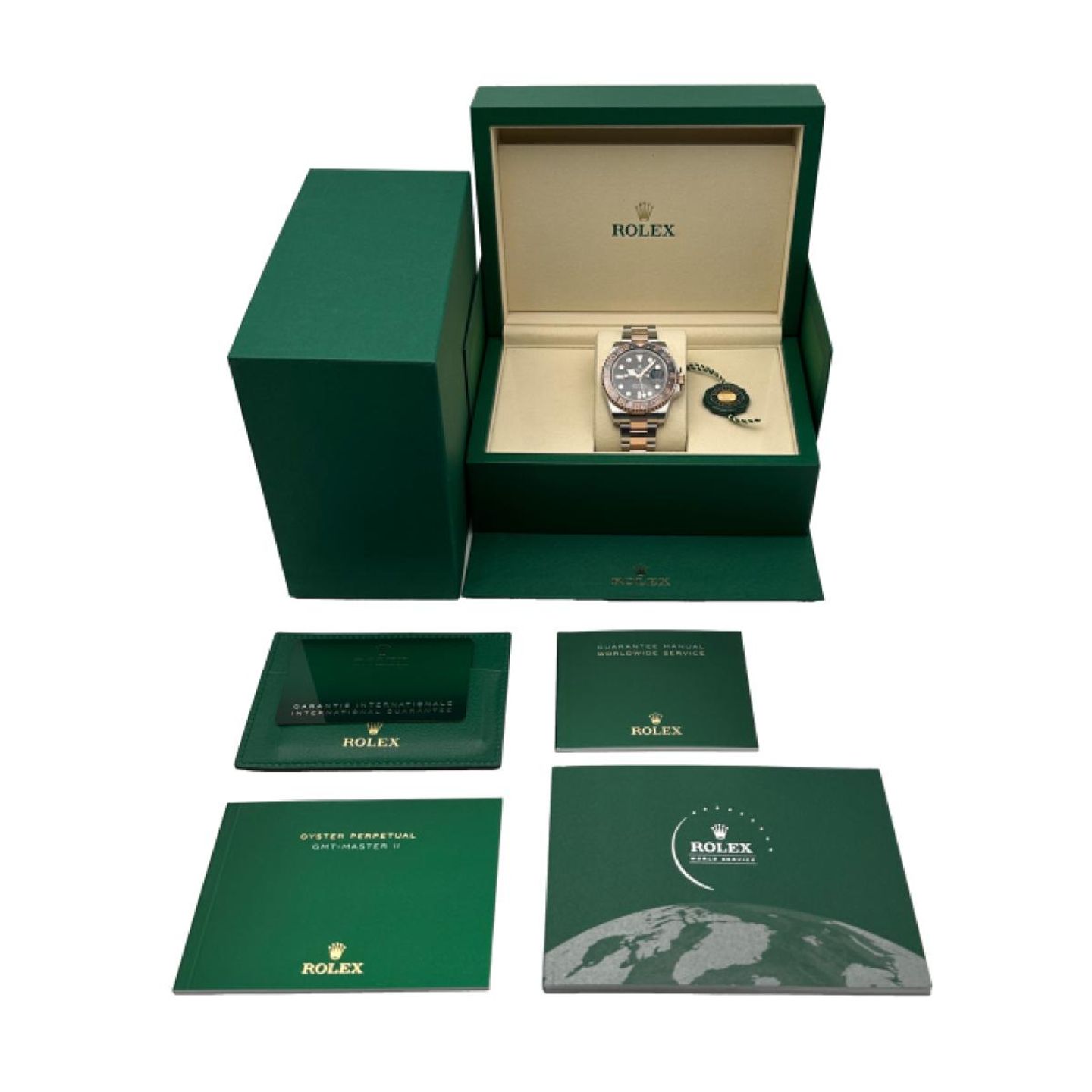 Rolex GMT-Master II 126711CHNR (2026) - Black dial 40 mm Gold/Steel case (5/5)
