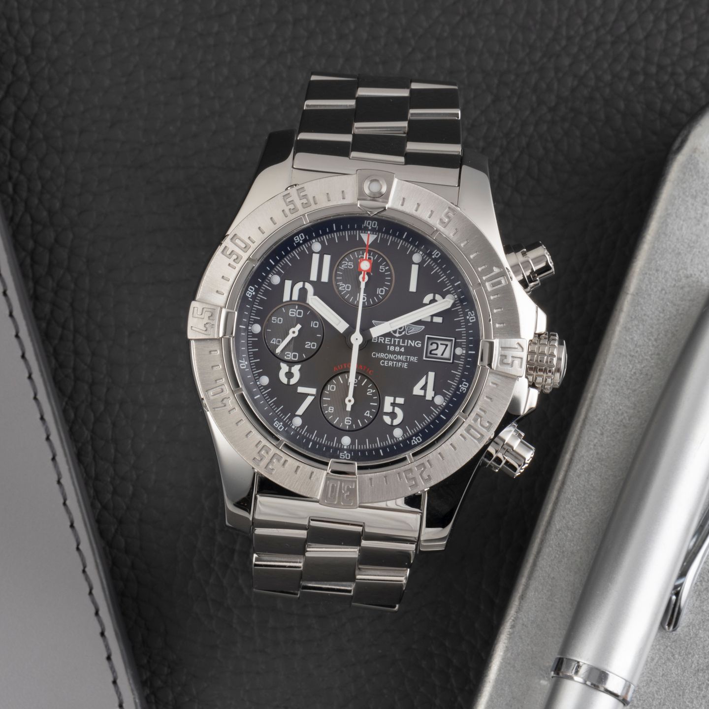 Breitling Avenger Skyland A13380 - (1/8)