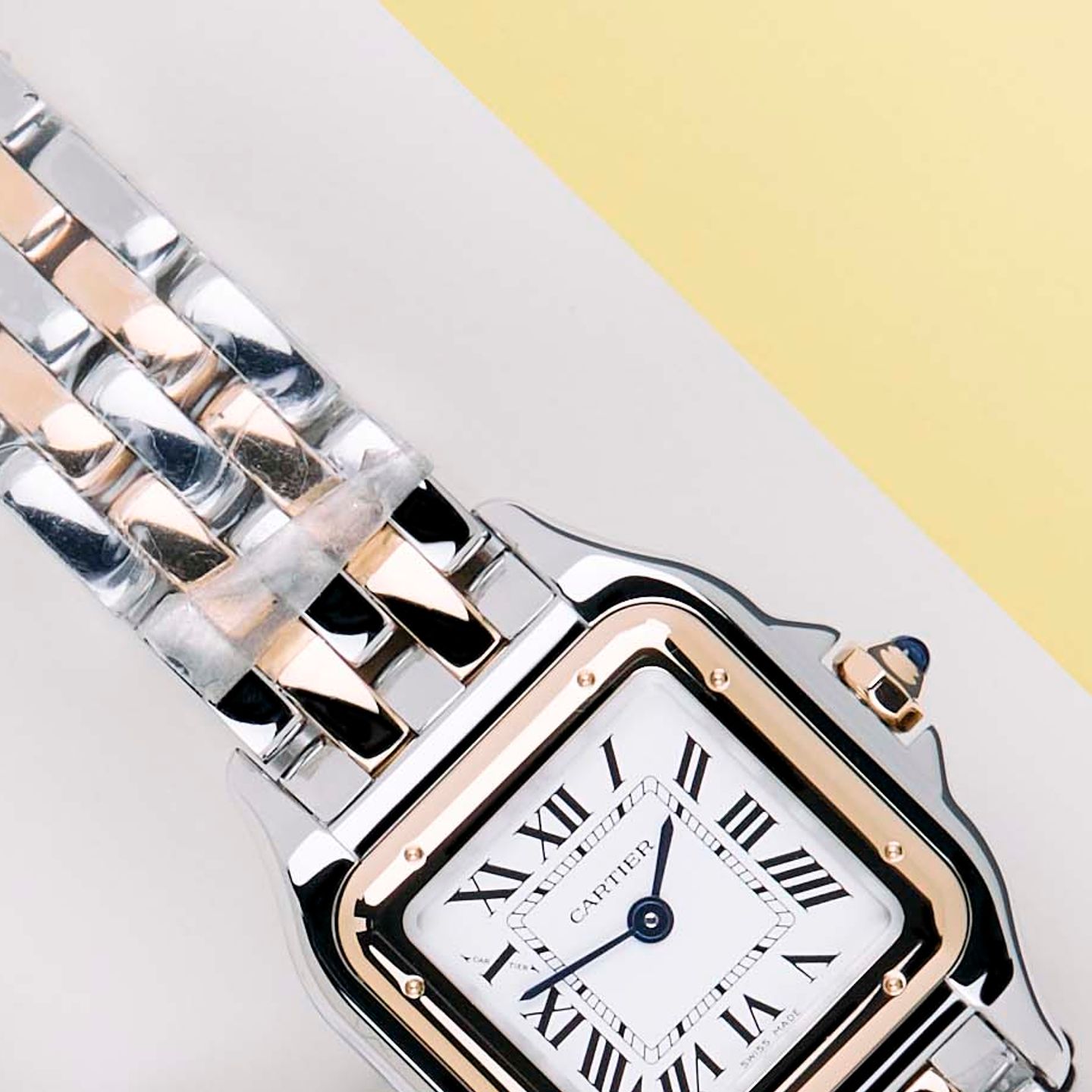 Cartier Panthère W2PN0018 (2026) - White dial 30 mm Gold/Steel case (3/8)