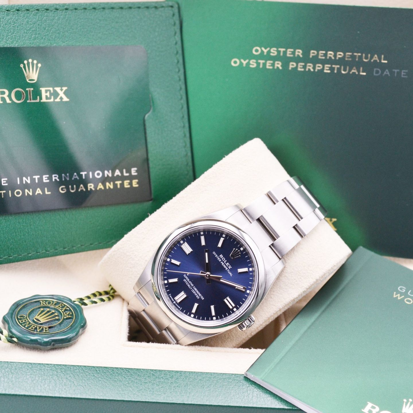 Rolex Oyster Perpetual 36 126000 (2024) - 36mm Staal (7/7)