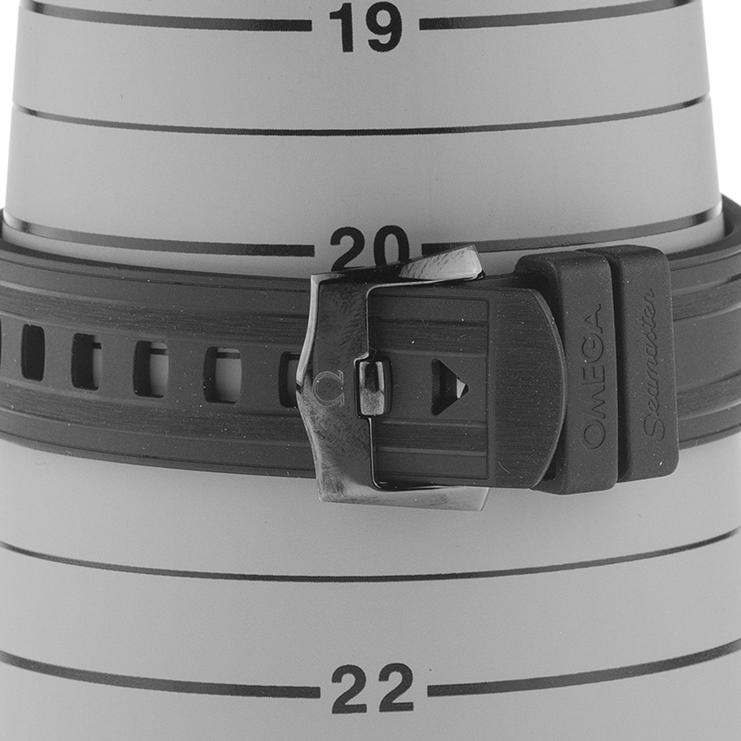 Omega Seamaster Diver 300 M 210.92.44.20.01.003 (2026) - Black dial 44 mm Ceramic case (8/8)