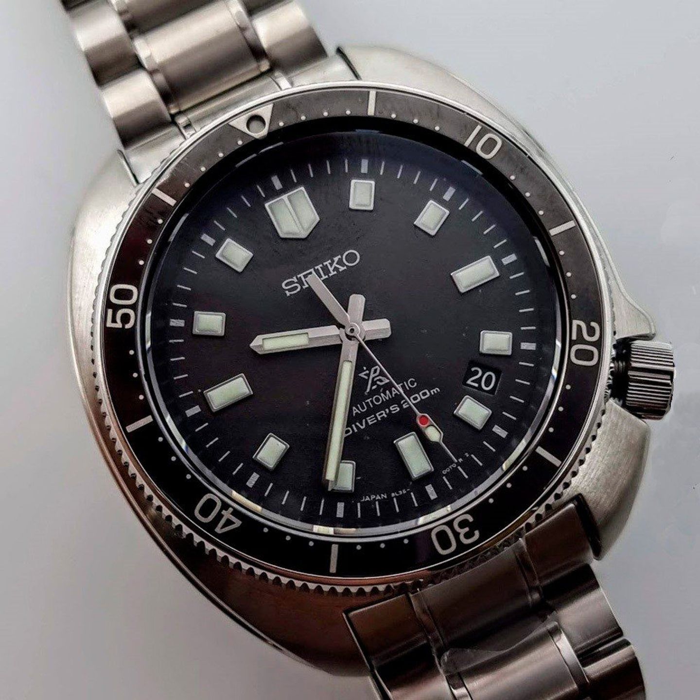 Seiko Prospex SLA051J1 (2025) - Grey dial 44 mm Steel case (2/8)