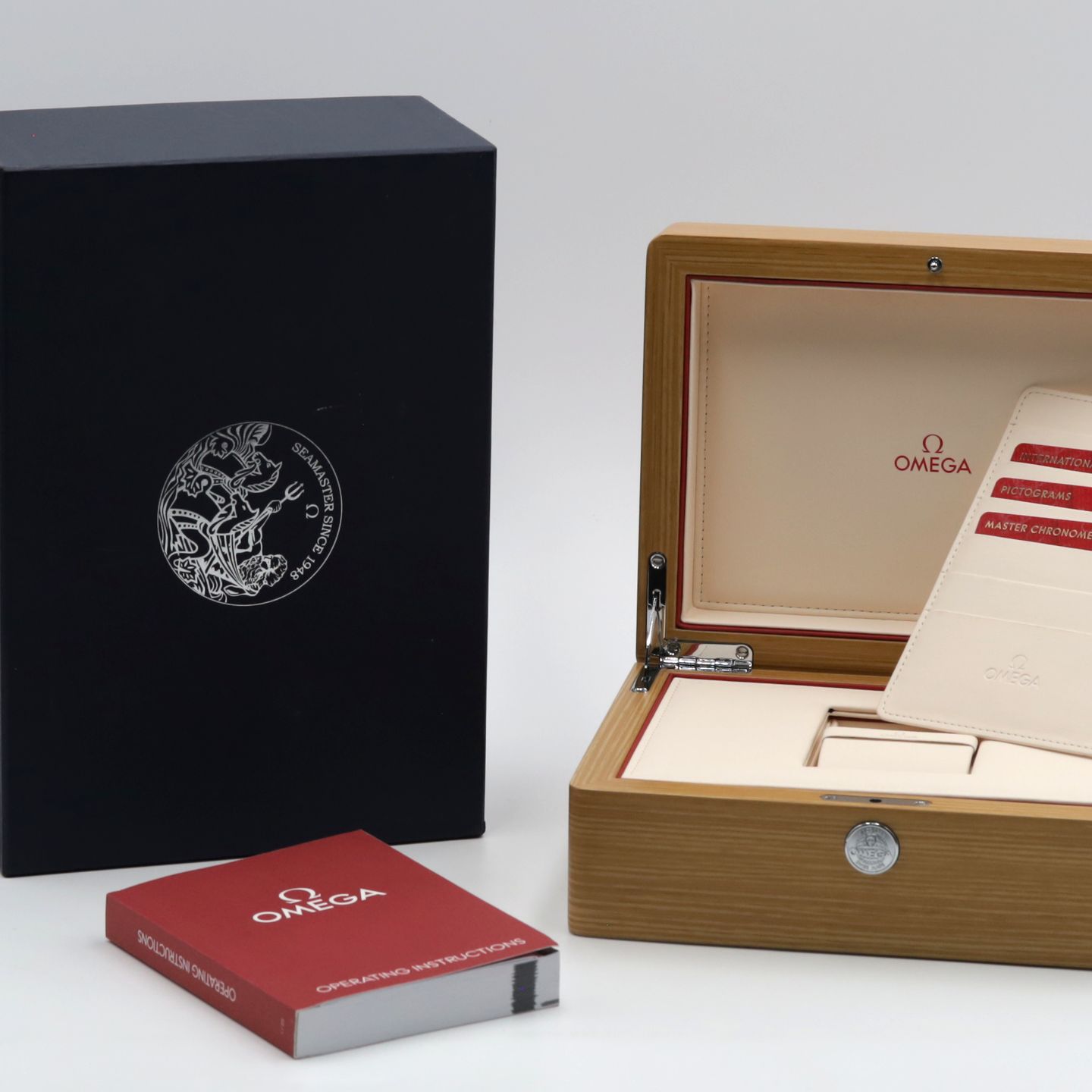 Omega Seamaster Aqua Terra 220.10.38.20.03.004 (Unknown (random serial)) - Blue dial 38 mm Steel case (8/8)