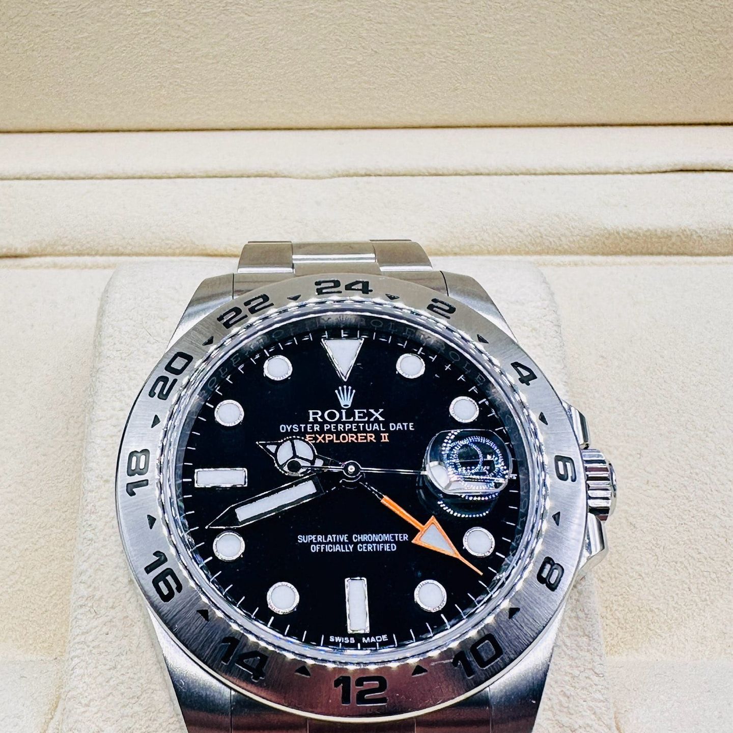 Rolex Explorer II 226570 - (3/6)