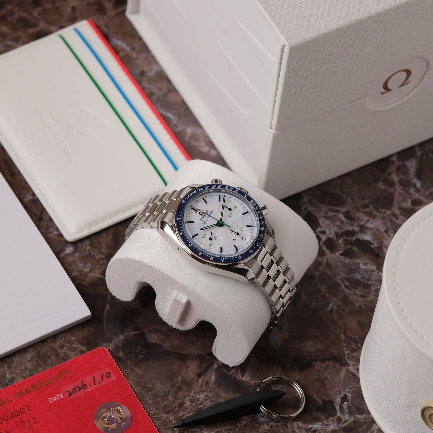 Omega Speedmaster Date 522.30.38.50.04.002 - (2/5)