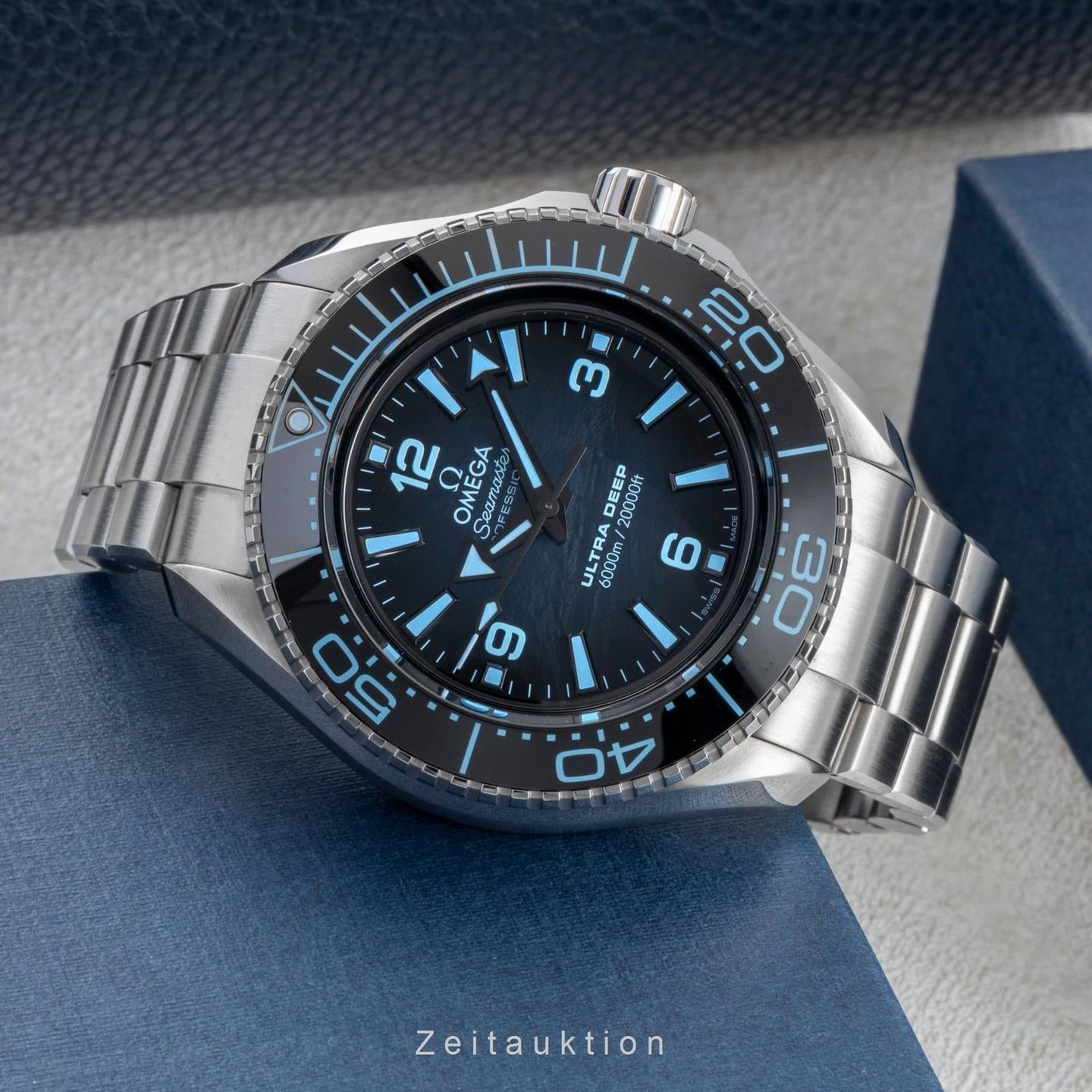 Omega Seamaster Planet Ocean 215.30.46.21.03.002 - (2/8)