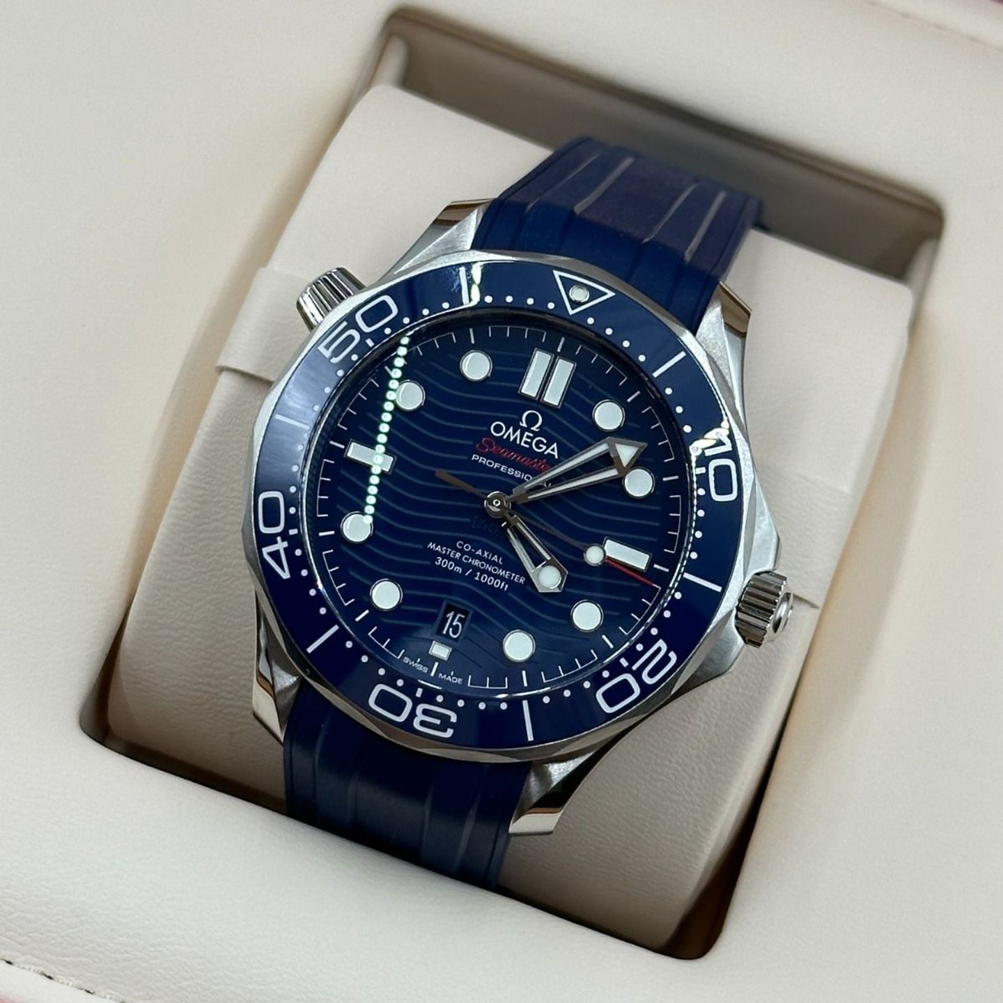 Omega Seamaster Diver 300 M 210.32.42.20.03.001 (2024) - Blue dial 42 mm Steel case (8/8)