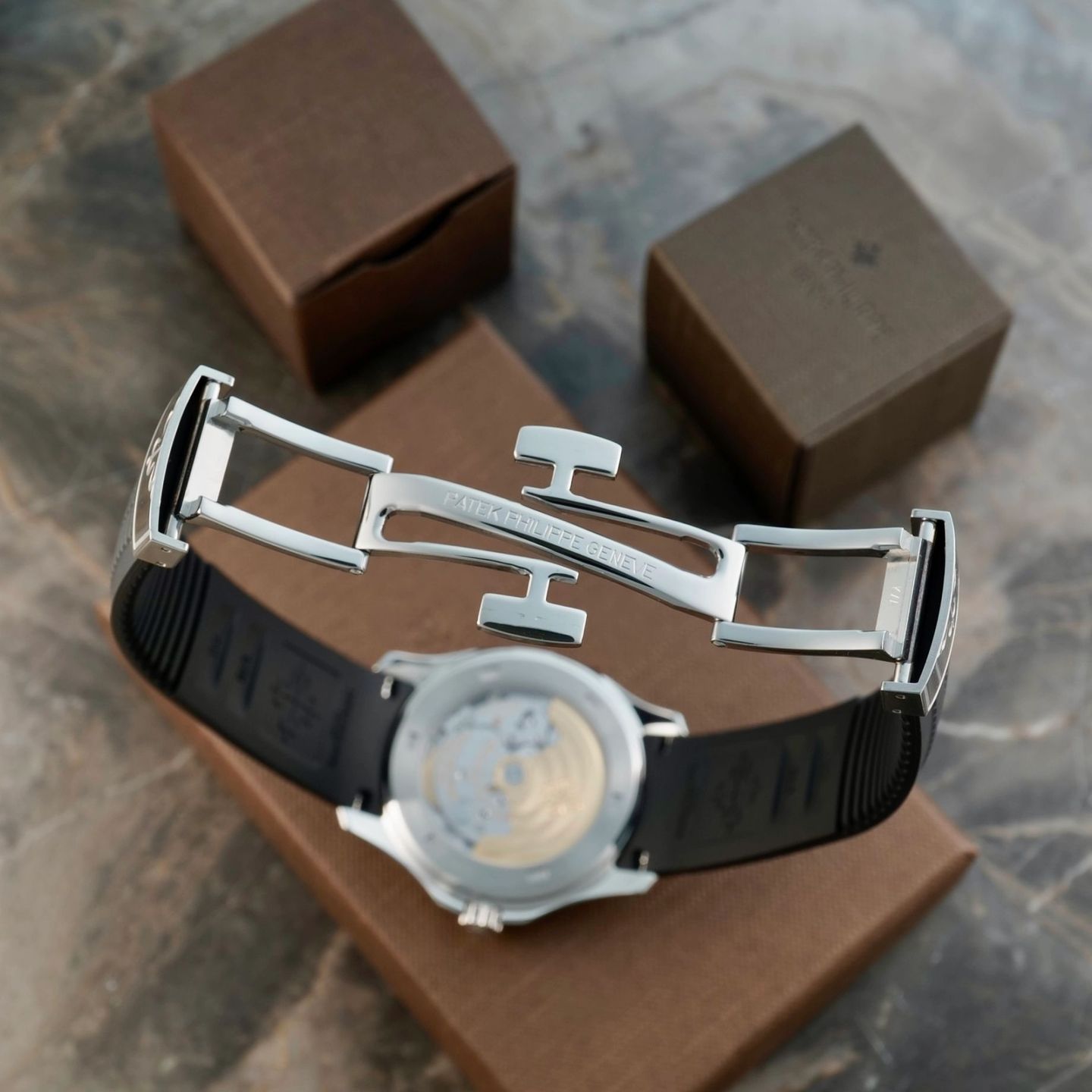 Patek Philippe Aquanaut 5165 - (6/8)