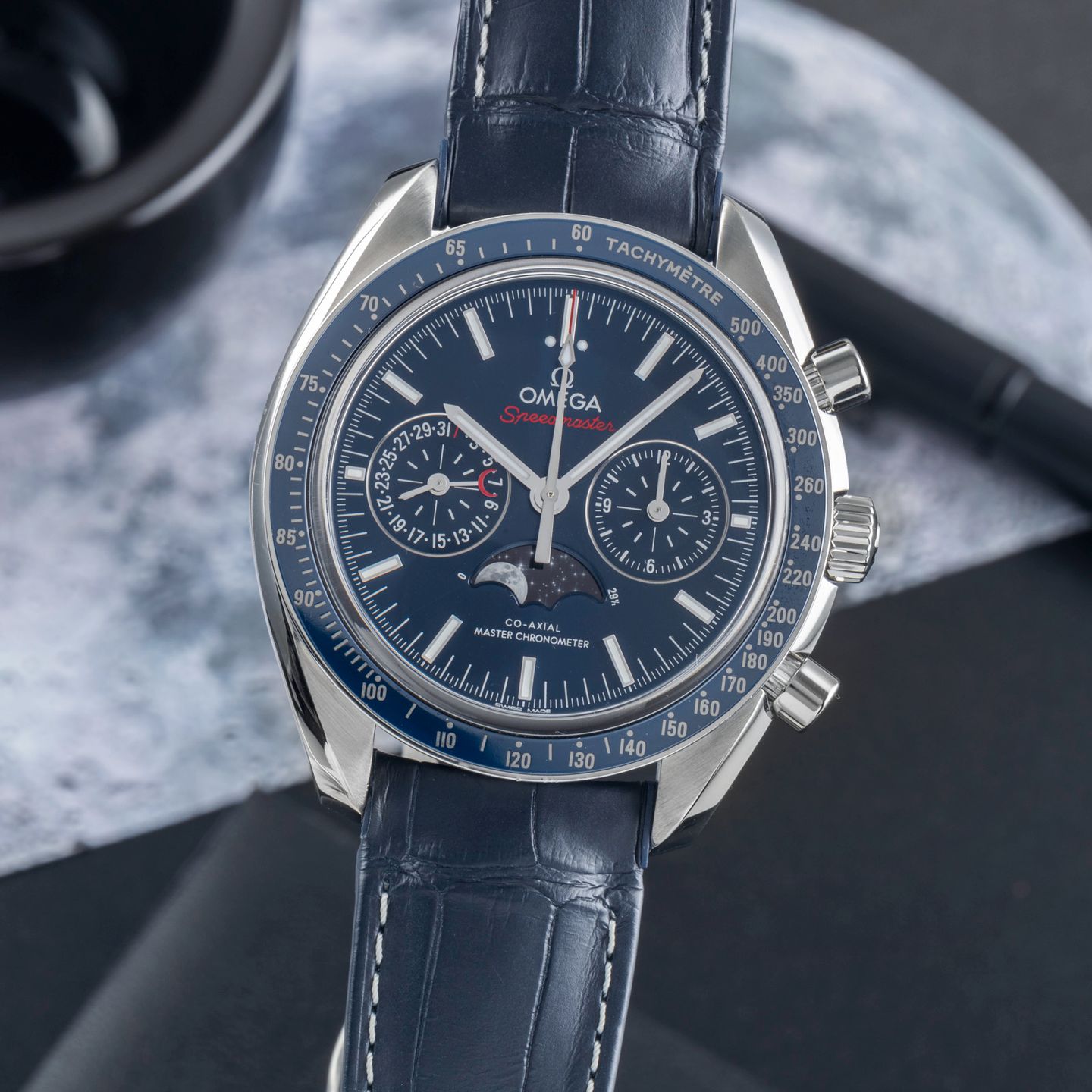 Omega Speedmaster Professional Moonwatch Moonphase 304.33.44.52.03.001 (Onbekend (willekeurig serienummer)) - Blauw wijzerplaat 44mm Staal (3/8)