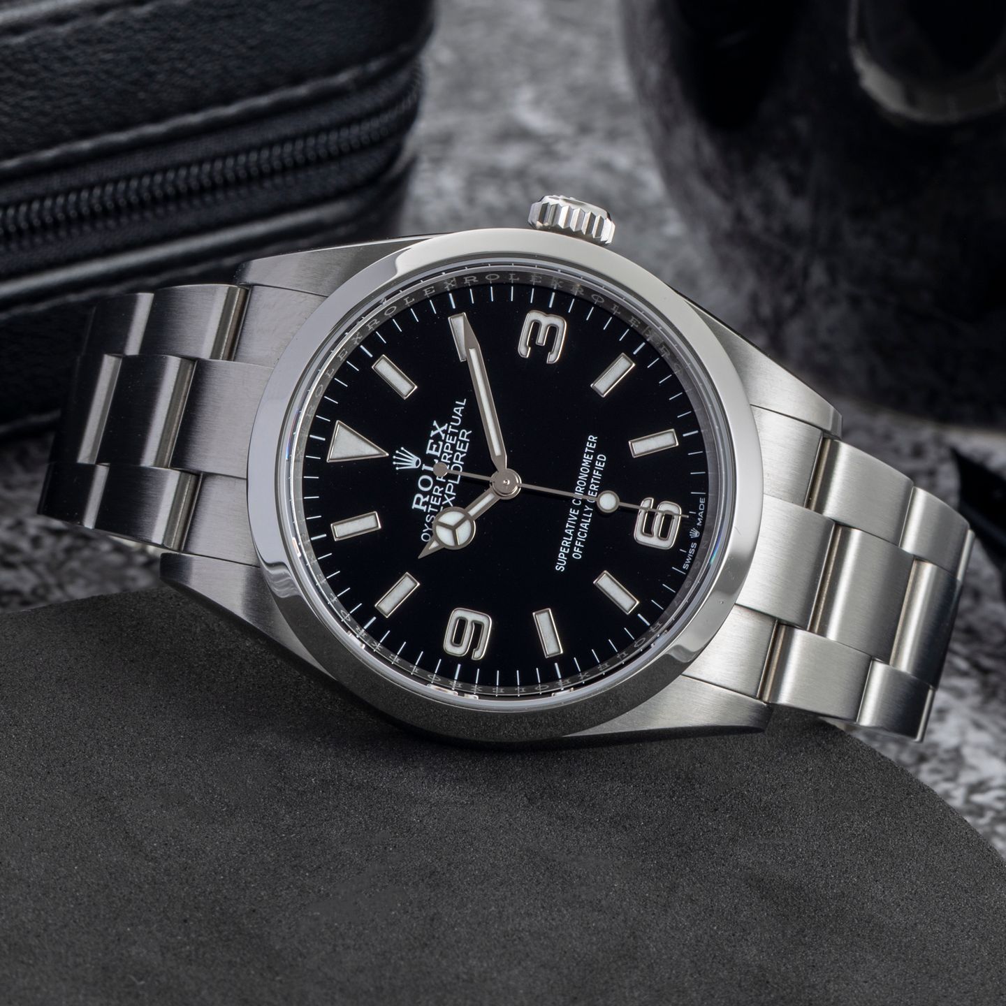 Rolex Explorer 124270 - (2/8)
