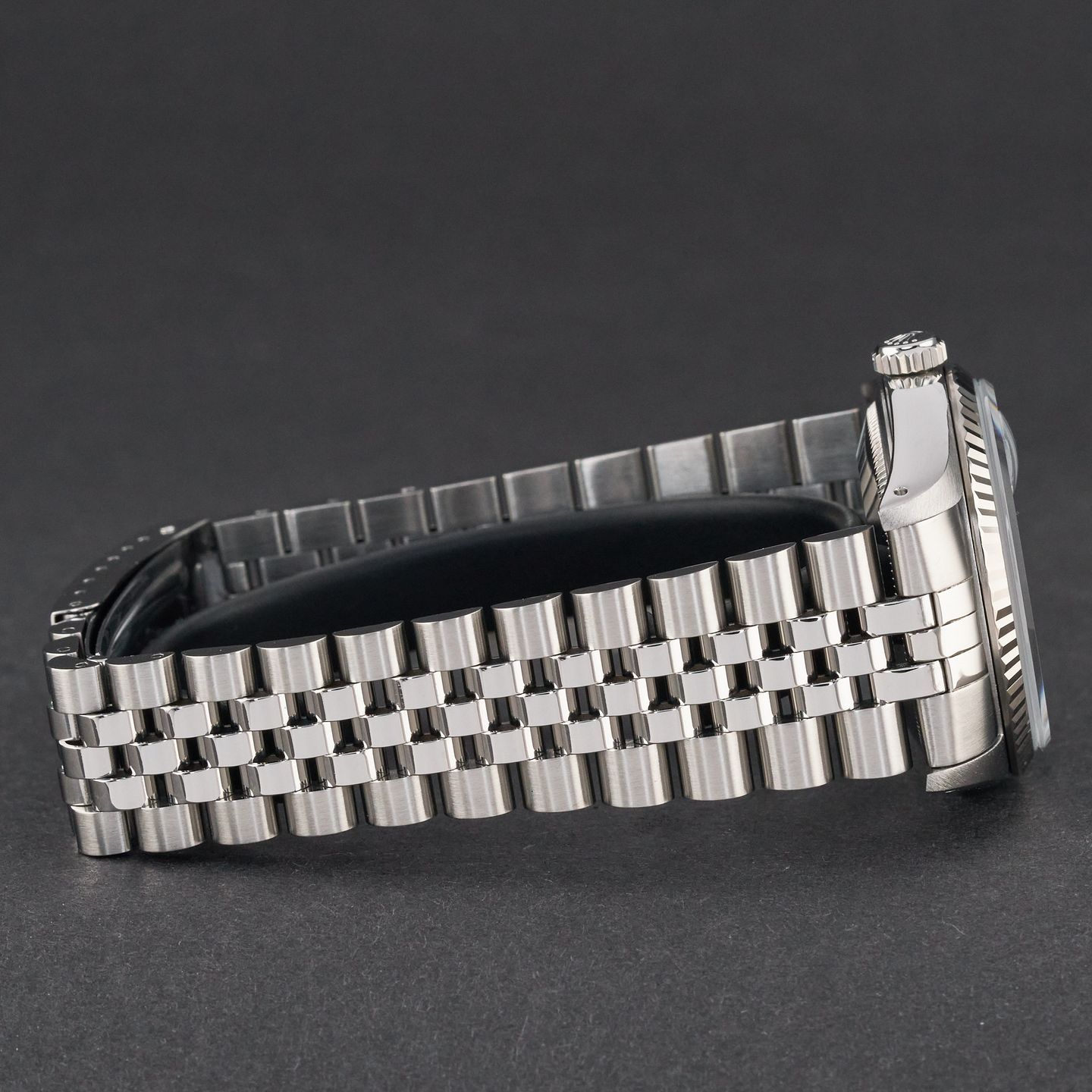 Rolex Datejust 36 16234 (1991) - Black dial 36 mm Steel case (6/8)