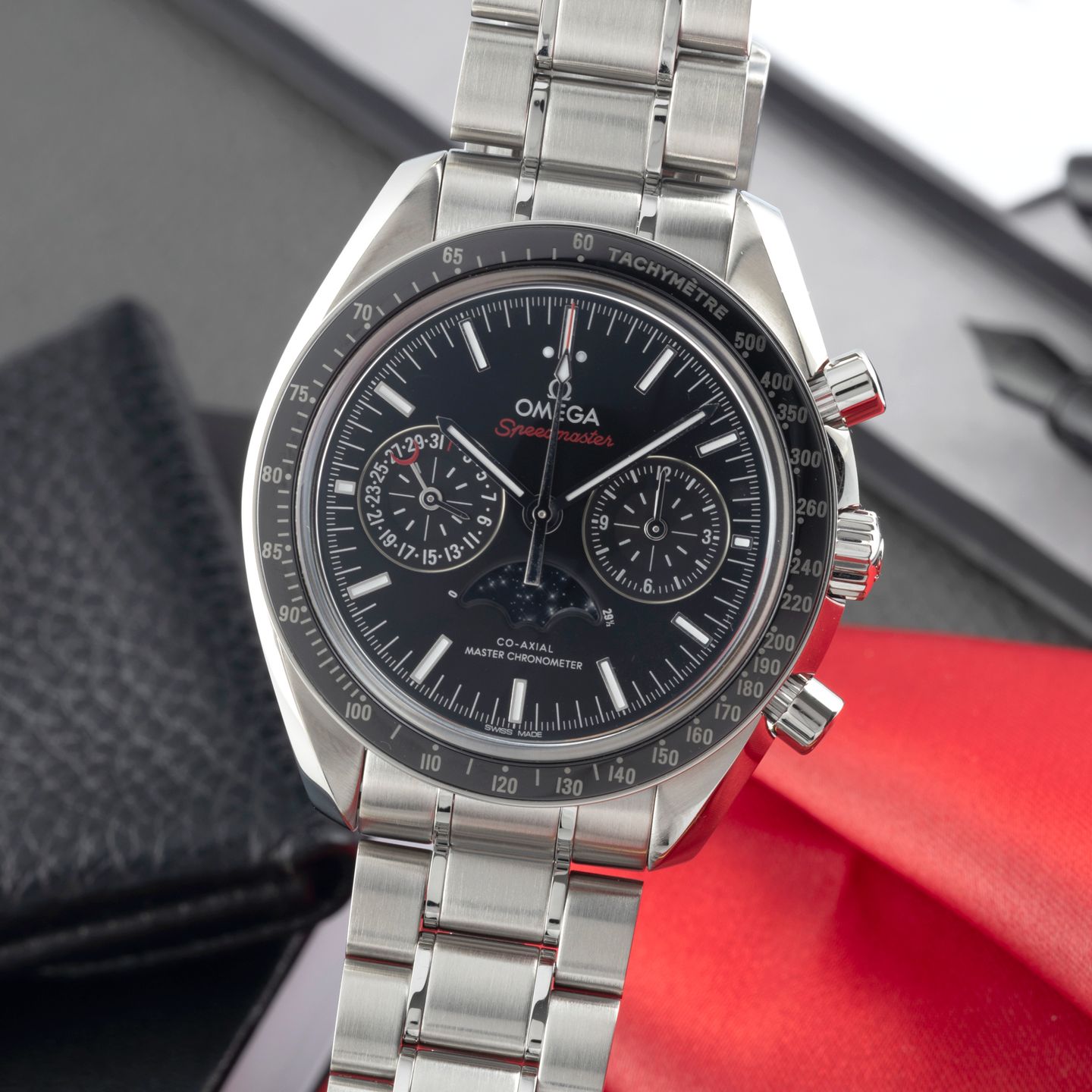 Omega Speedmaster Moonphase 304.30.44.52.01.001 (2019) - Zwart wijzerplaat 44mm Staal (3/8)