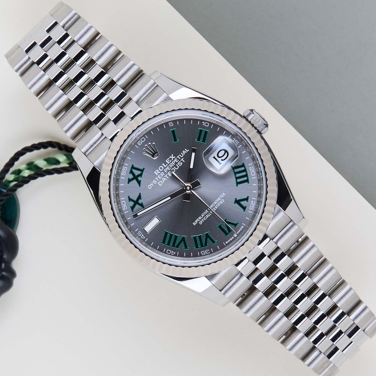 Rolex Datejust 36 126234 (2025) - Grey dial 36 mm Steel case (1/8)