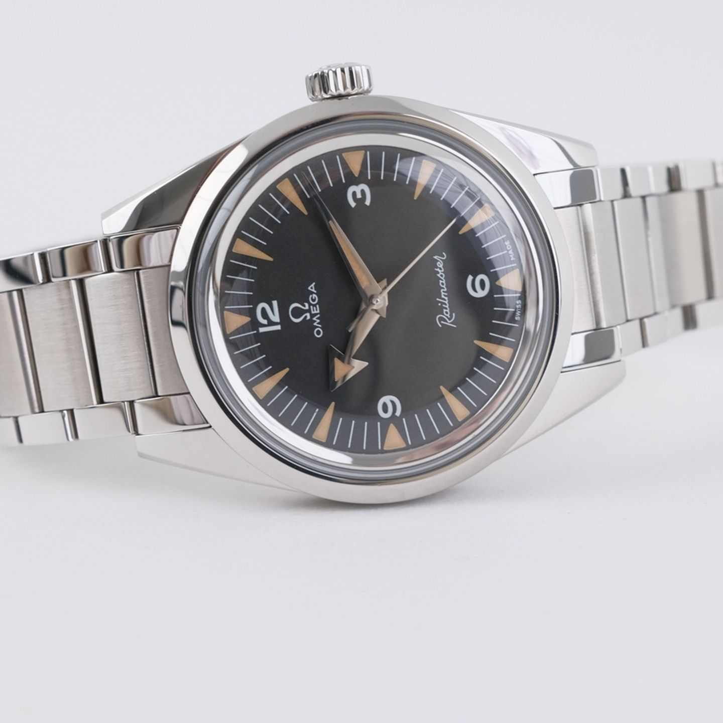 Omega Seamaster Railmaster 220.10.38.20.01.002 - (6/8)