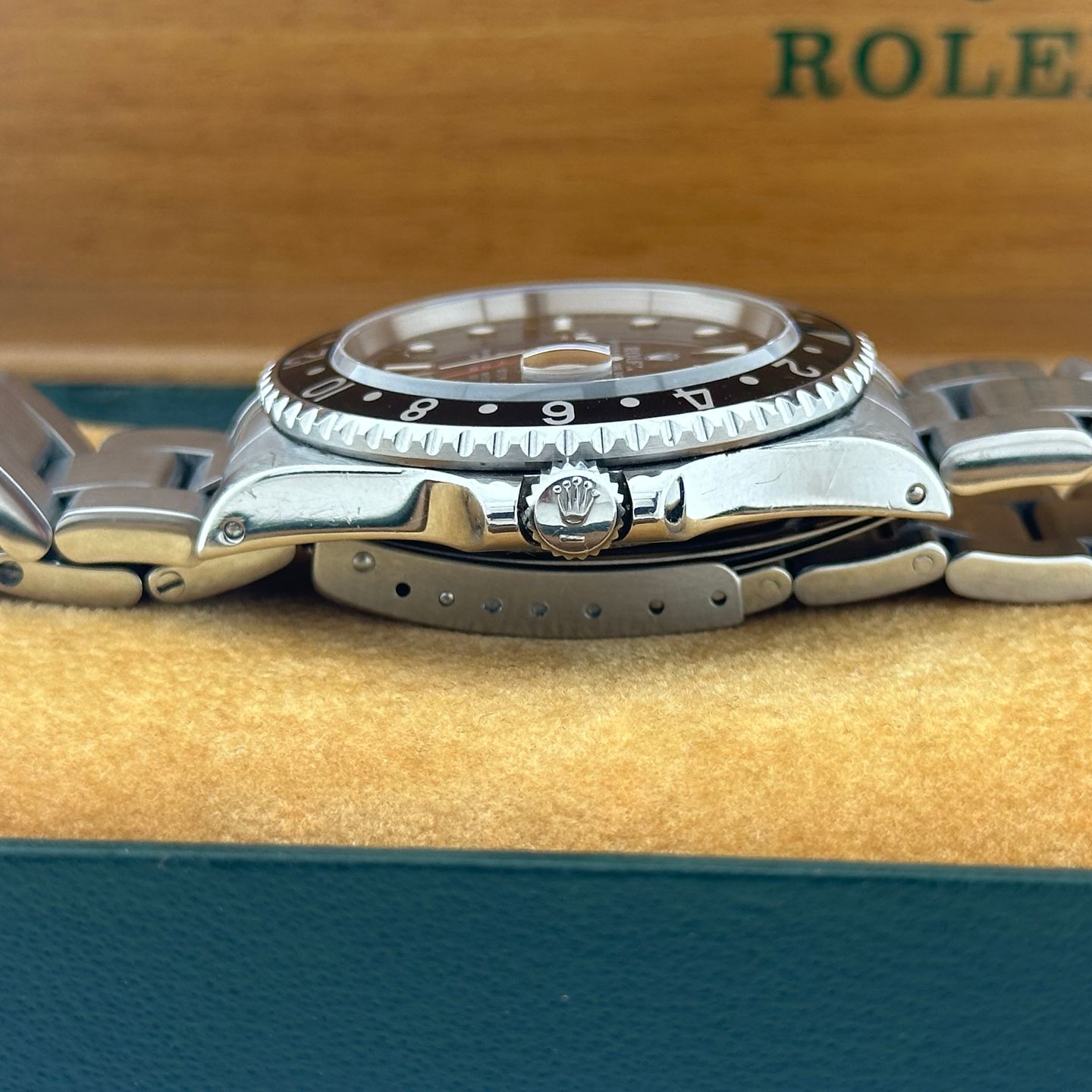 Rolex GMT-Master 16700 - (3/8)