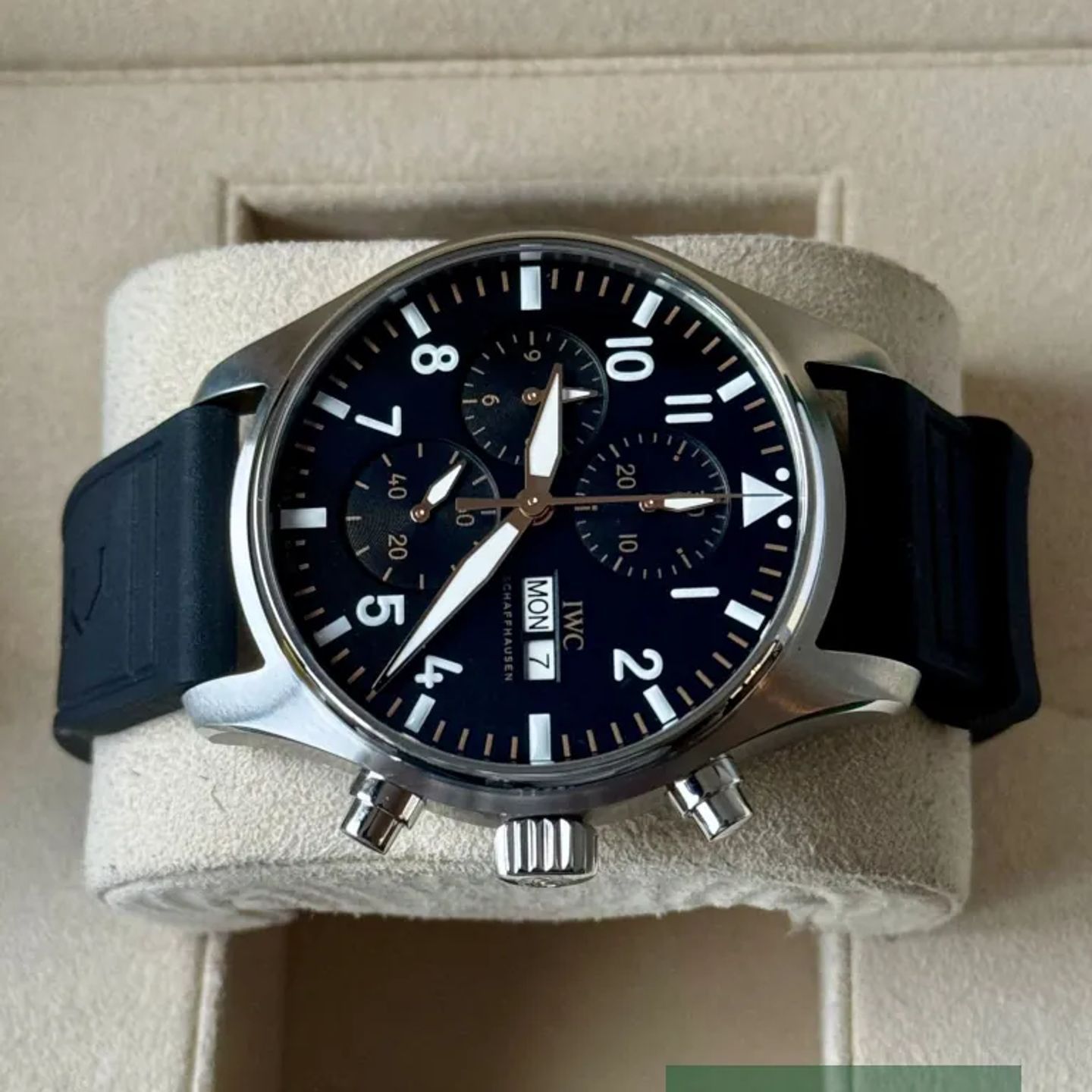 IWC Pilot Chronograph IW378009 - (4/7)