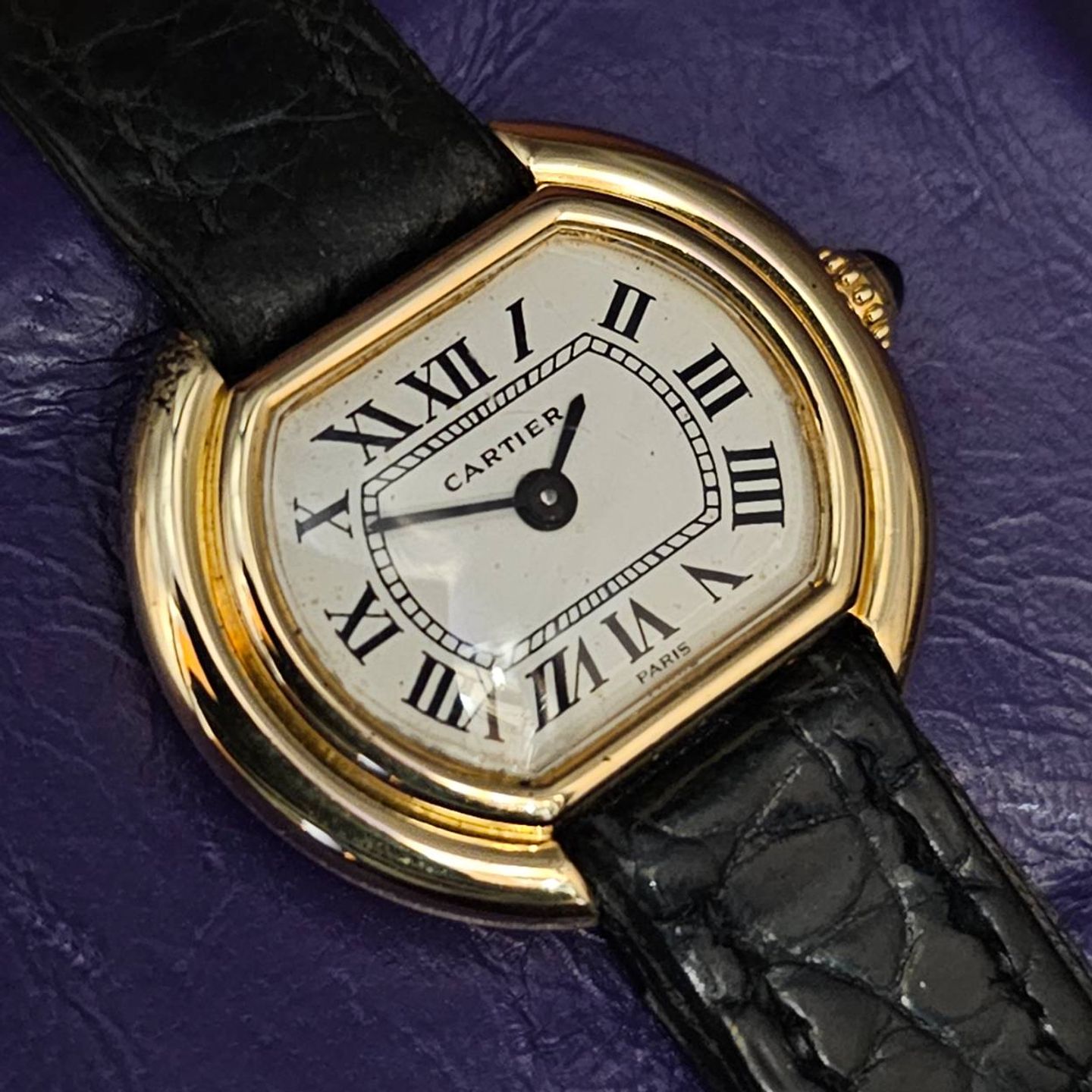 Cartier Vintage Unknown (1970) - White dial 26 mm Yellow Gold case (5/5)