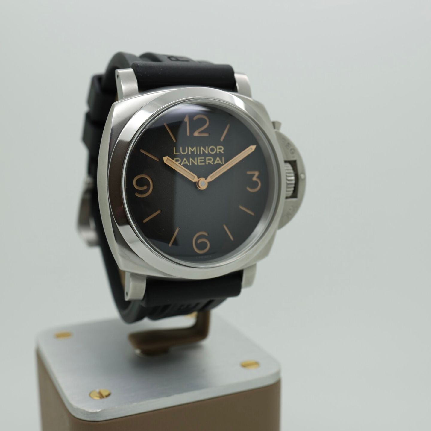 Panerai Luminor 1950 PAM01628 (2025) - Grey dial 47 mm Steel case (2/8)
