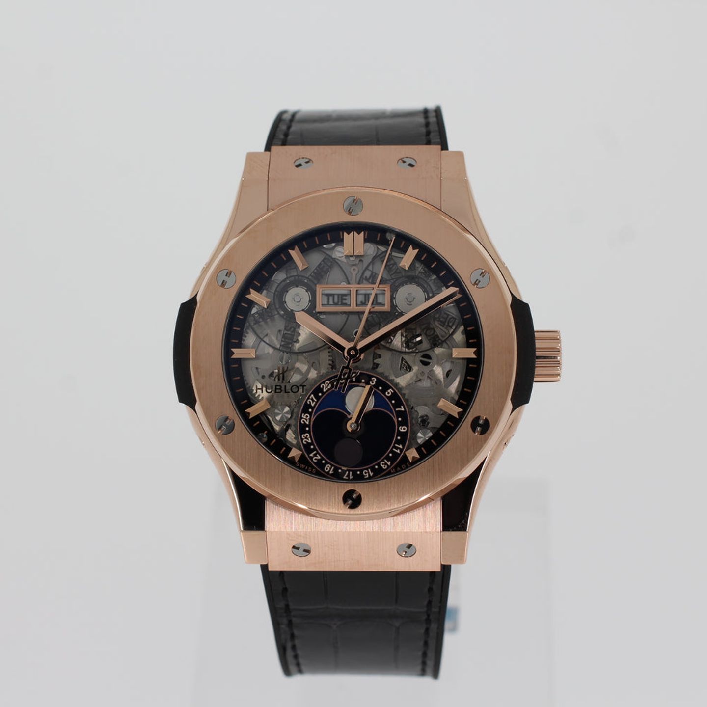 Hublot Classic Fusion Aerofusion 547.OX.0180.LR (2025) - Transparent dial 42 mm Rose Gold case (1/4)