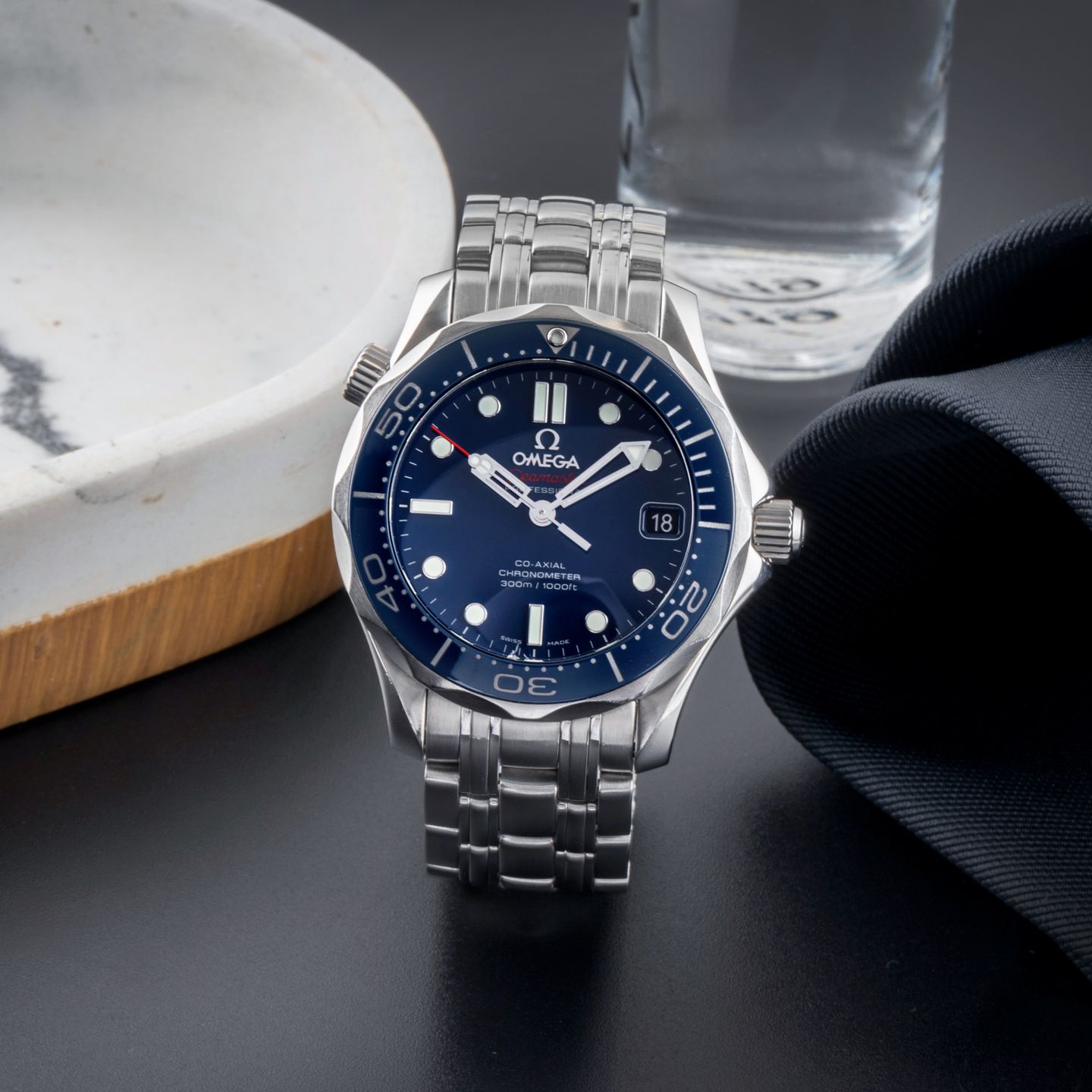 Omega Seamaster Diver 300 M 212.30.36.20.03.001 (Unknown (random serial)) - Blue dial 36 mm Steel case (1/8)