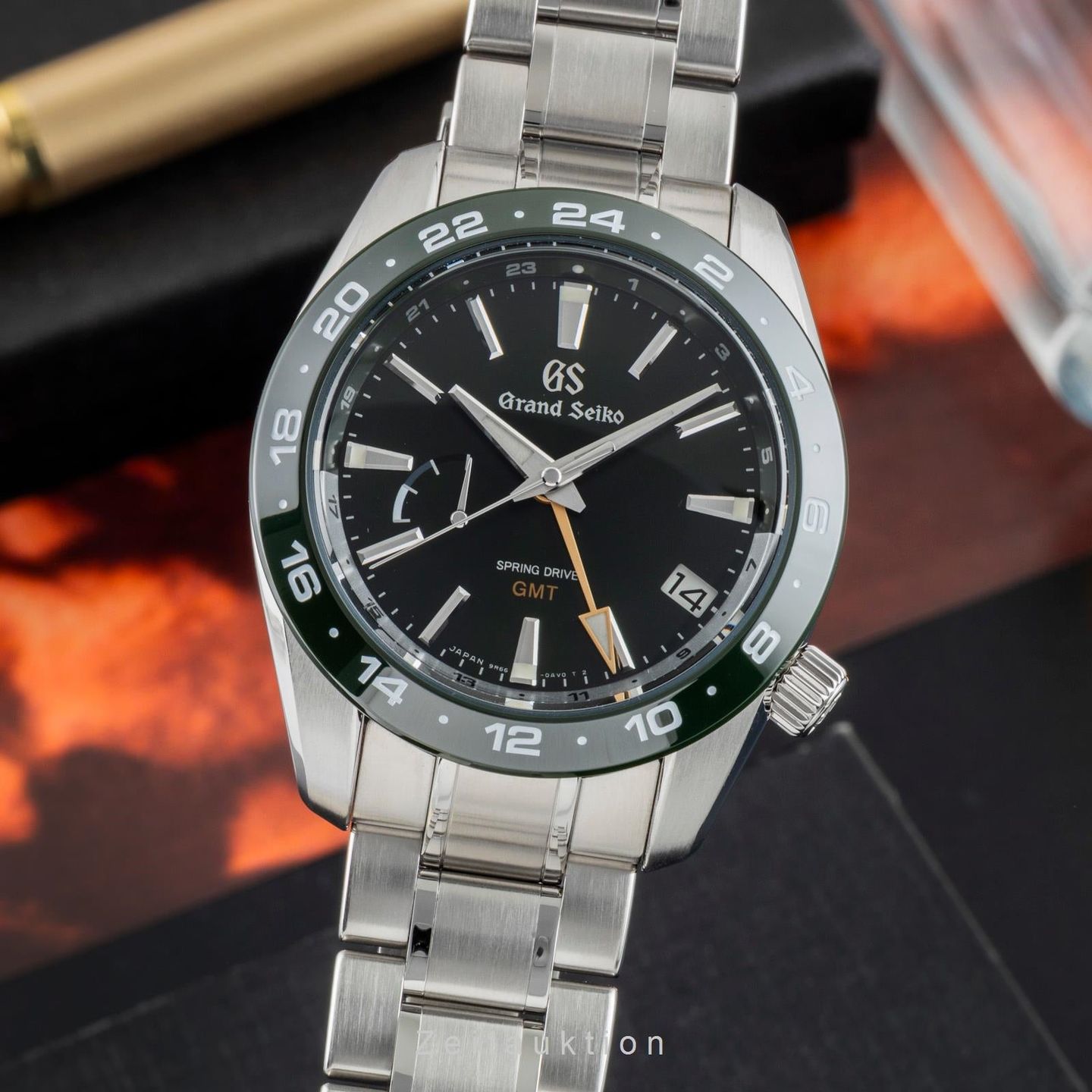 Grand Seiko Sport Collection SBGE257 - (1/8)