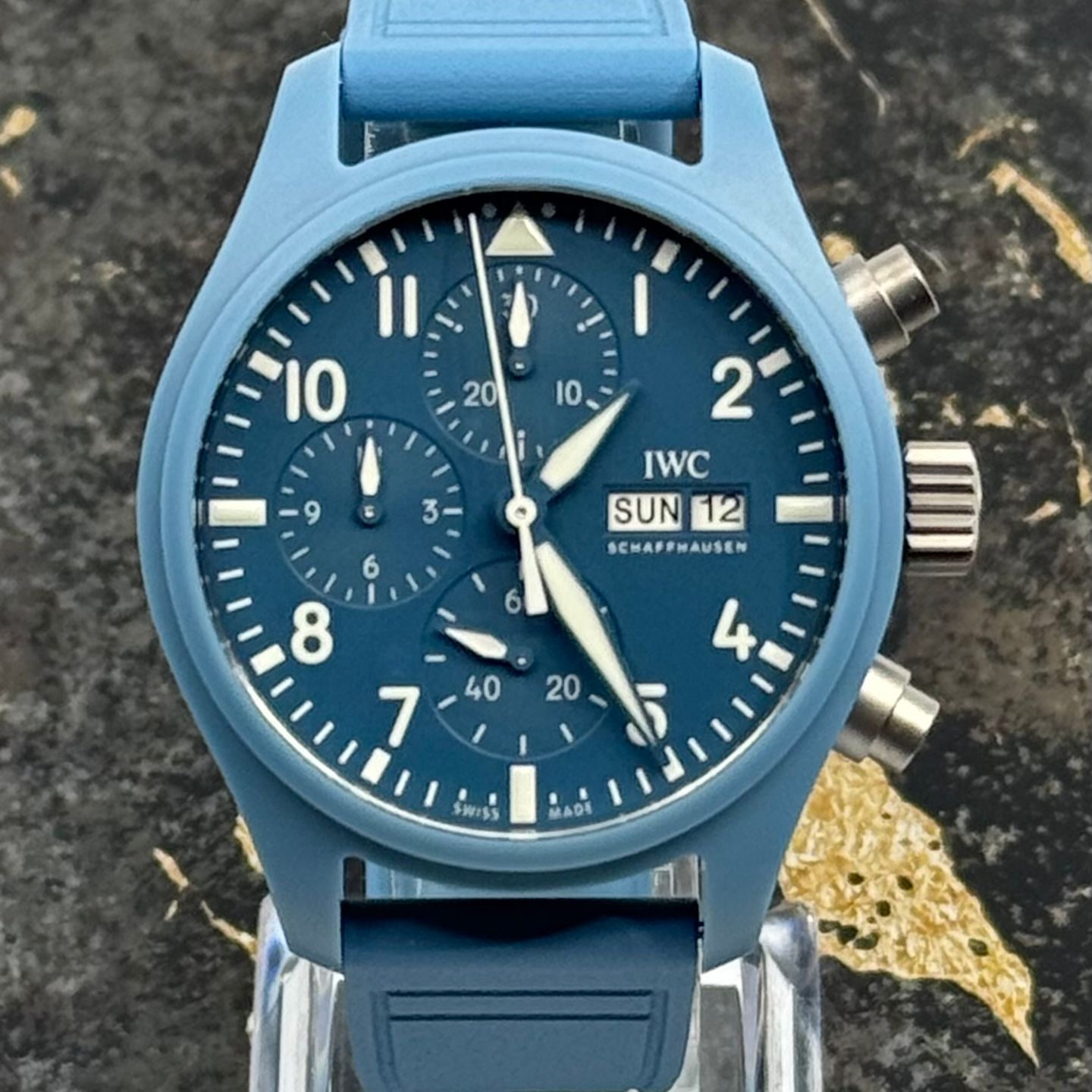 IWC Pilot Chronograph Top Gun Miramar IW389409 (2025) - Blue dial 42 mm Ceramic case (2/8)