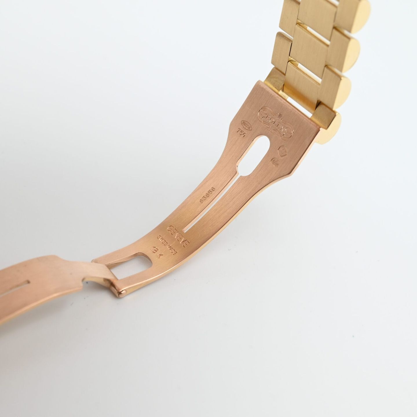 Rolex Day-Date 36 118238 (2002) - Champagne wijzerplaat 36mm Geelgoud (7/8)