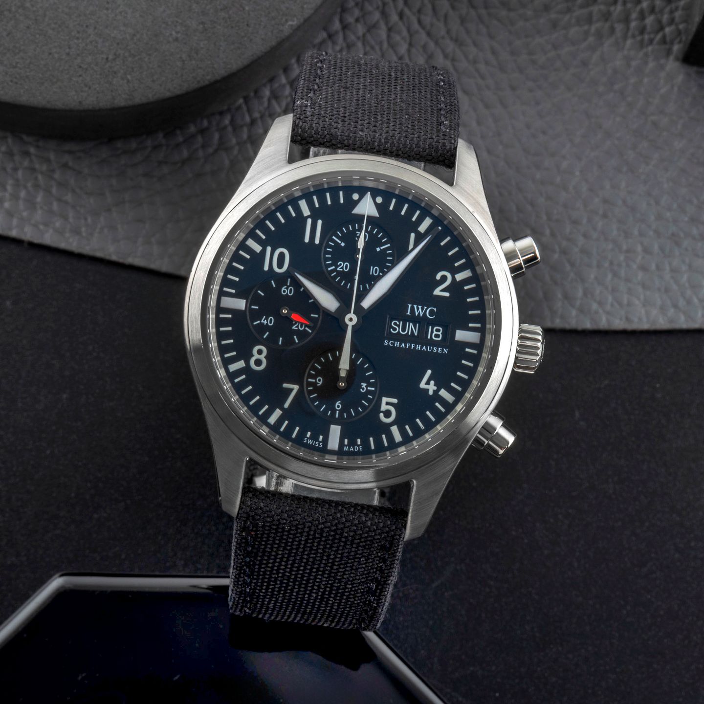 IWC Pilot Chronograph IW371701 (Unknown (random serial)) - Black dial 42 mm Steel case (1/8)
