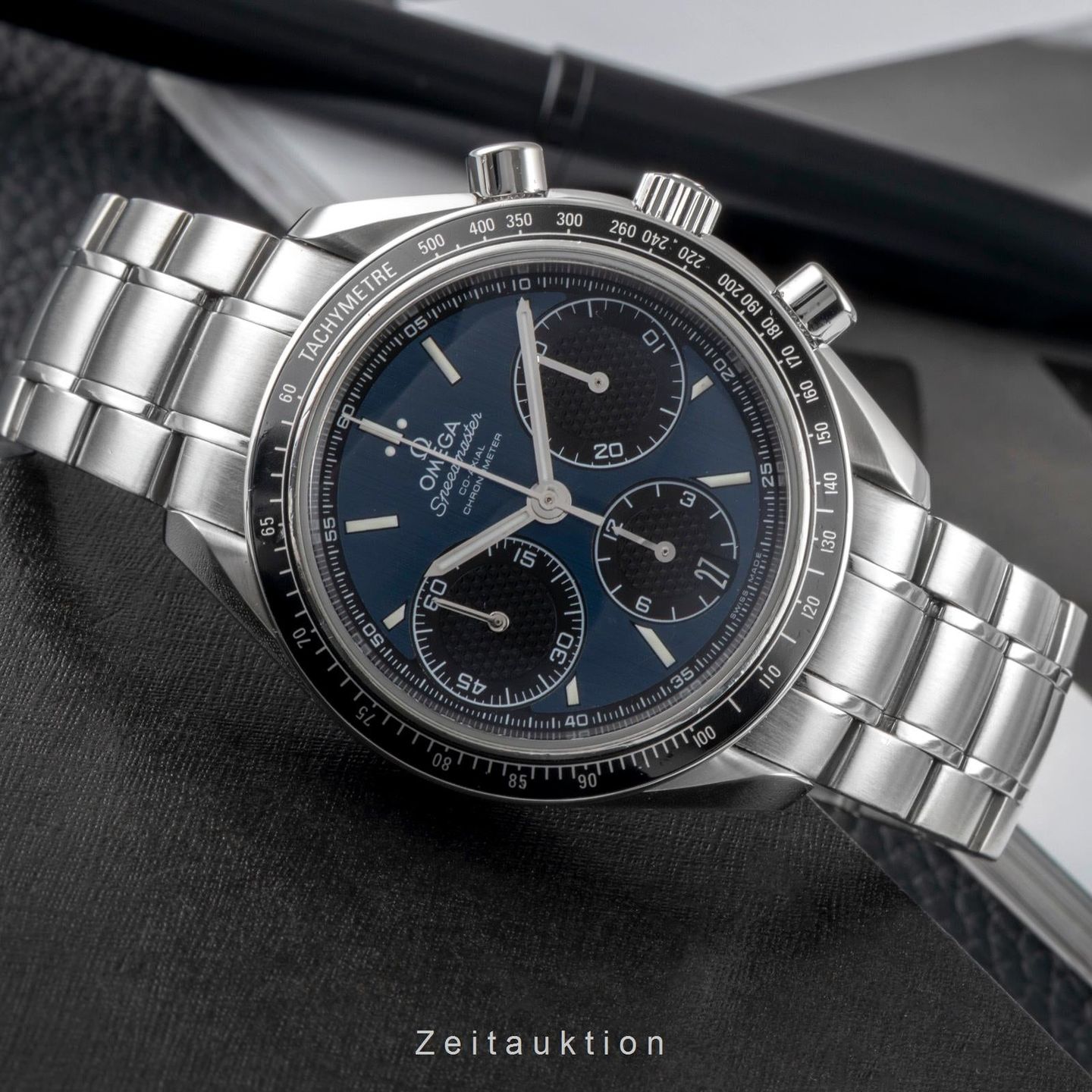 Omega Speedmaster Racing 326.30.40.50.03.001 - (2/8)