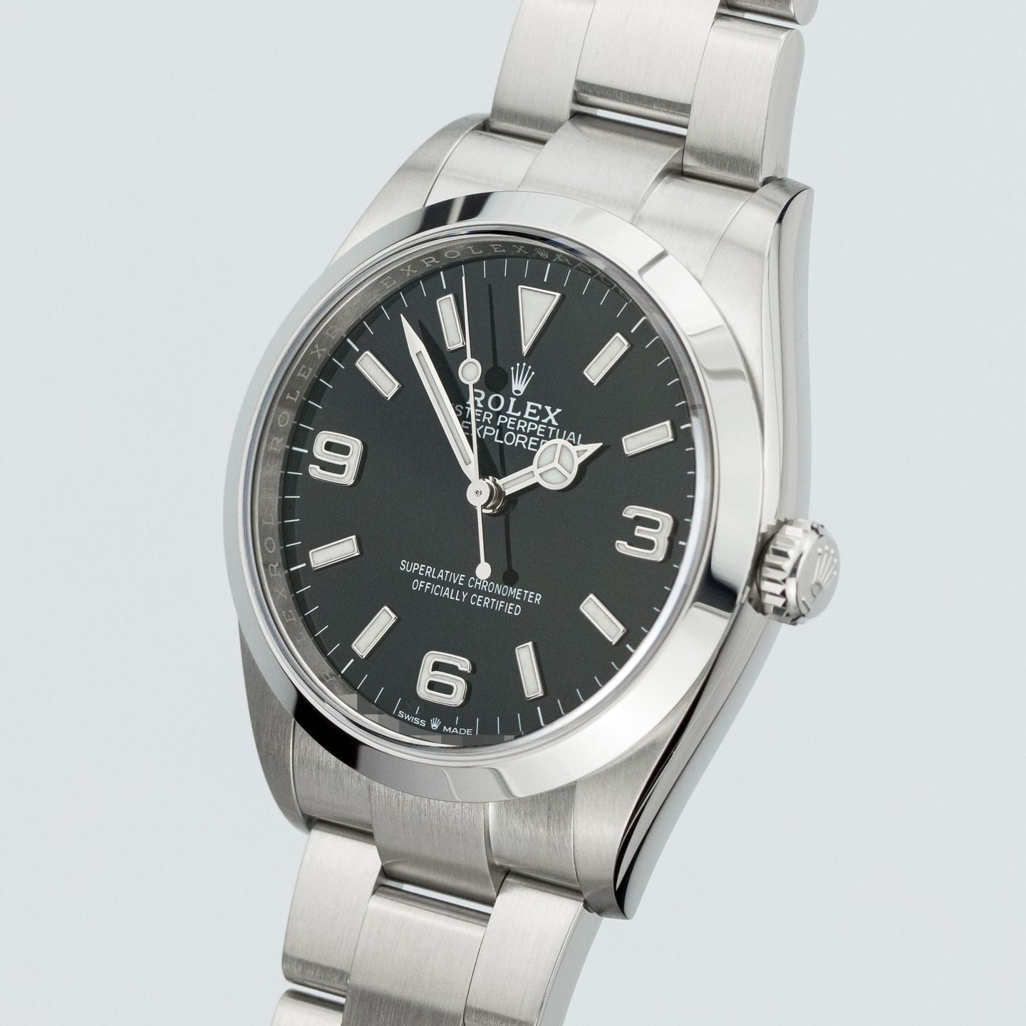 Rolex Explorer 124270 (2022) - Black dial 36 mm Steel case (3/7)