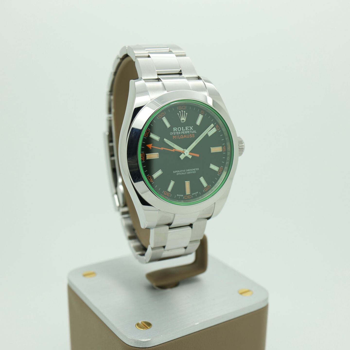 Rolex Milgauss 116400GV (2020) - 40mm Staal (2/8)