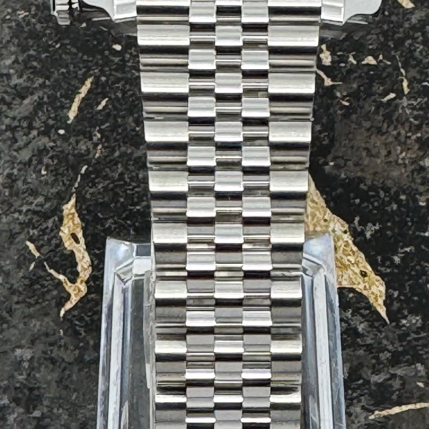 Rolex Datejust 41 126334 (2025) - Groen wijzerplaat 41mm Staal (7/8)