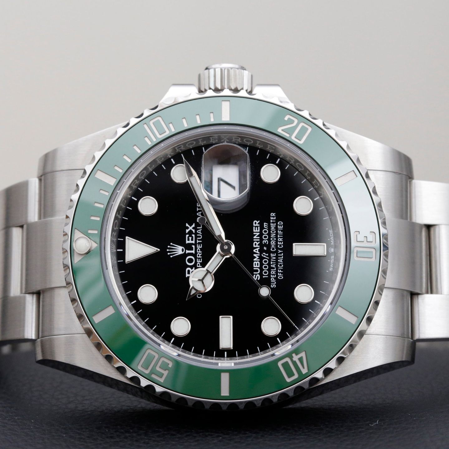 Rolex Submariner Date 126610LV (2023) - Zwart wijzerplaat 41mm Staal (2/7)