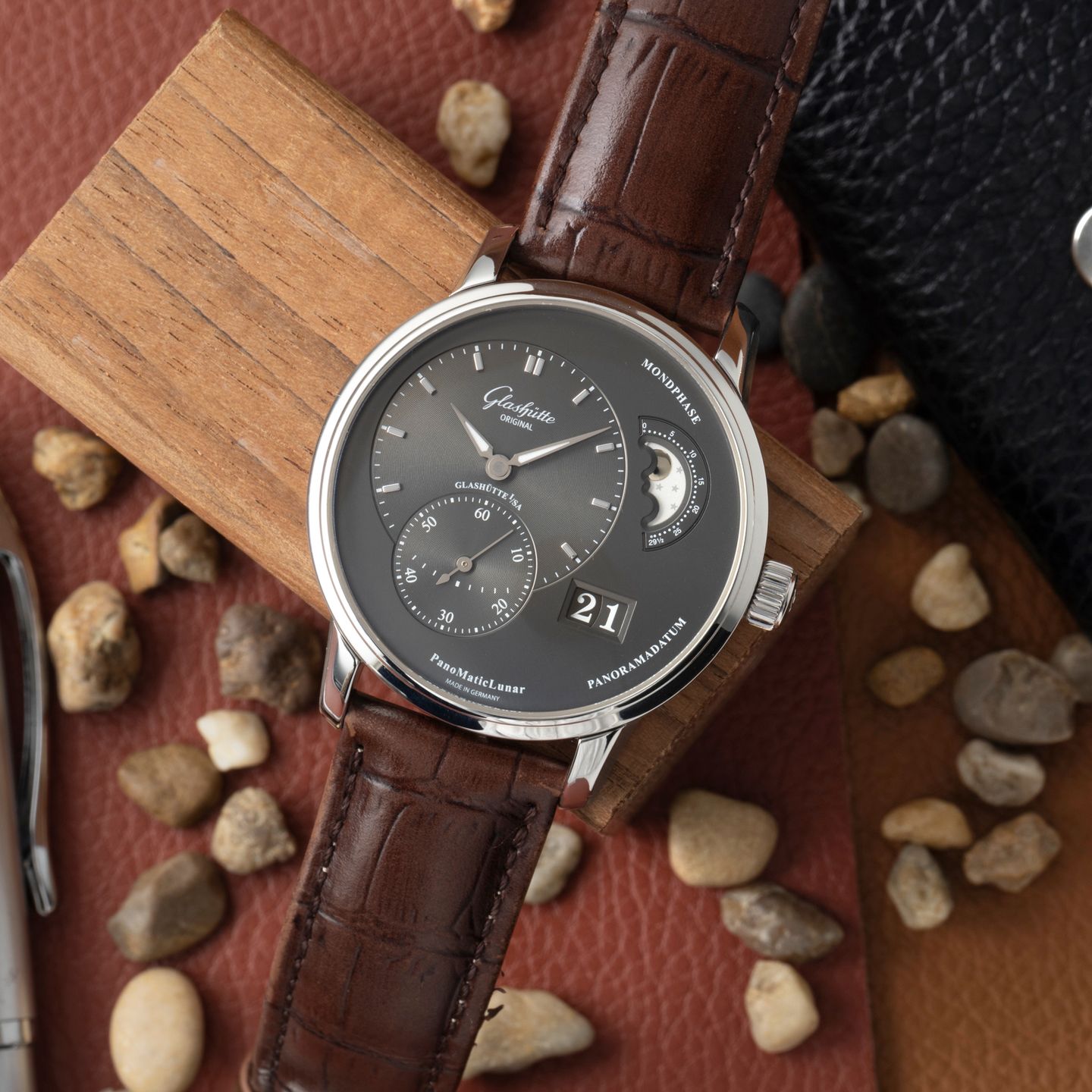 Mühle Glashütte 29er Big M1-25-33-MB (2022) - Black dial 43 mm Steel case (1/8)