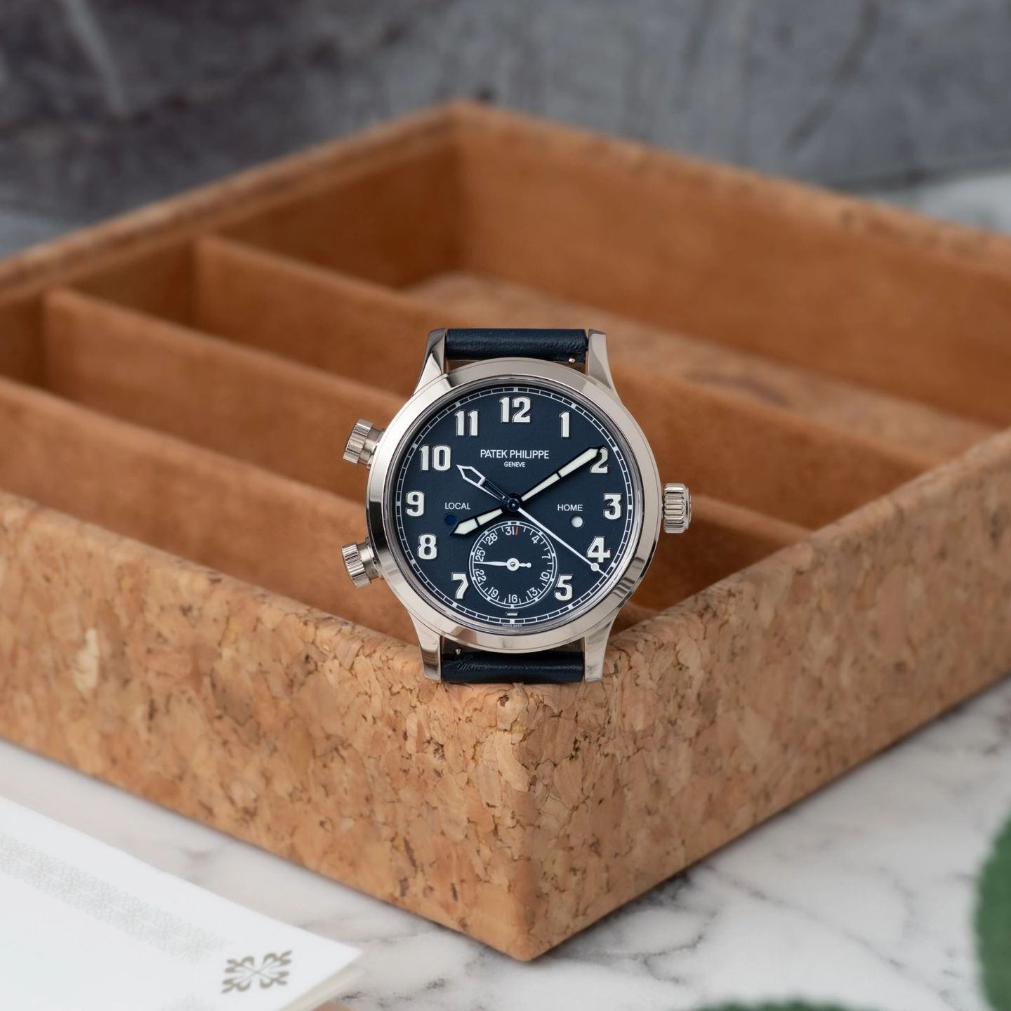 Patek Philippe Calatrava 7234G - (6/8)