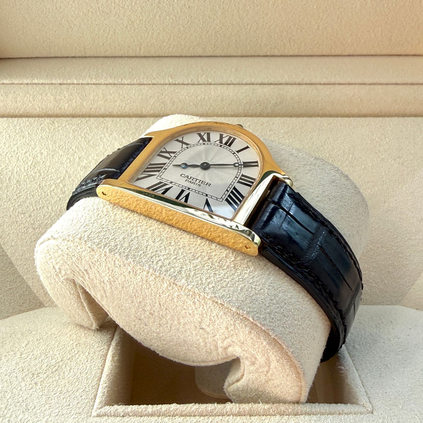 Cartier Cloche de Cartier 2841 - (2/7)