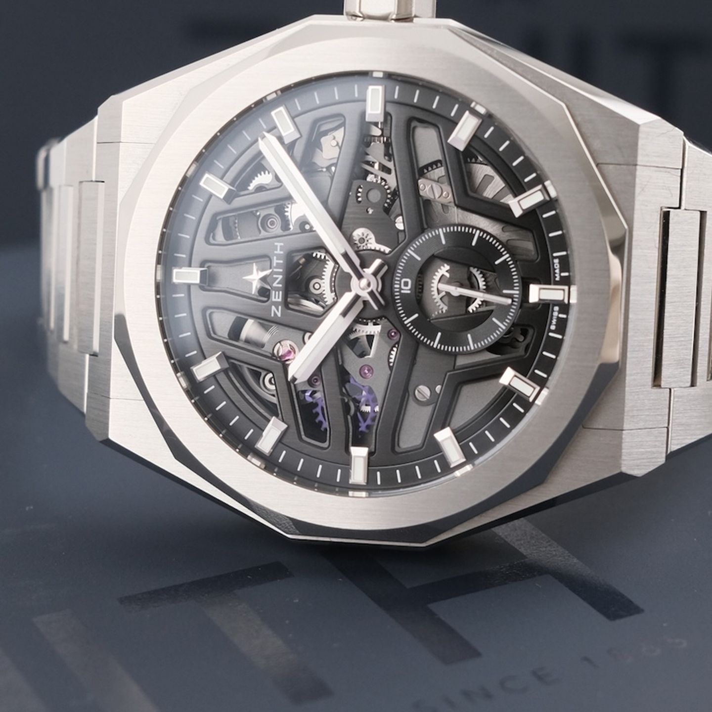Zenith Defy Skyline 03.9300.3620/78.I001 - (5/8)