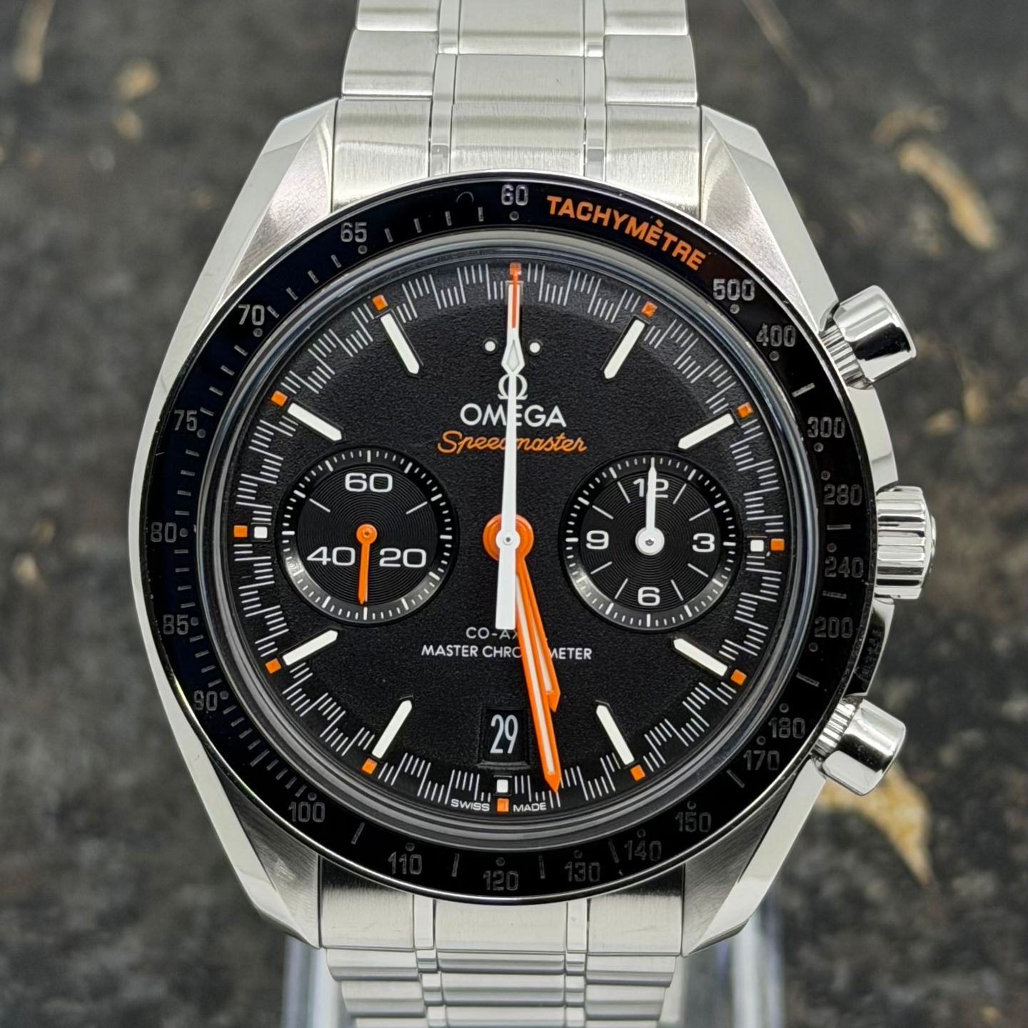 Omega Speedmaster Racing 329.30.44.51.01.002 - (2/8)