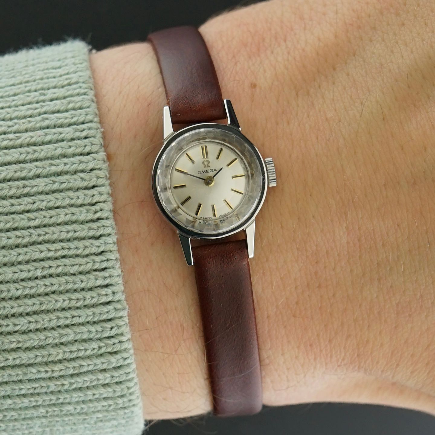 Omega Vintage 511.166 (1965) - White dial 17 mm Steel case (2/8)