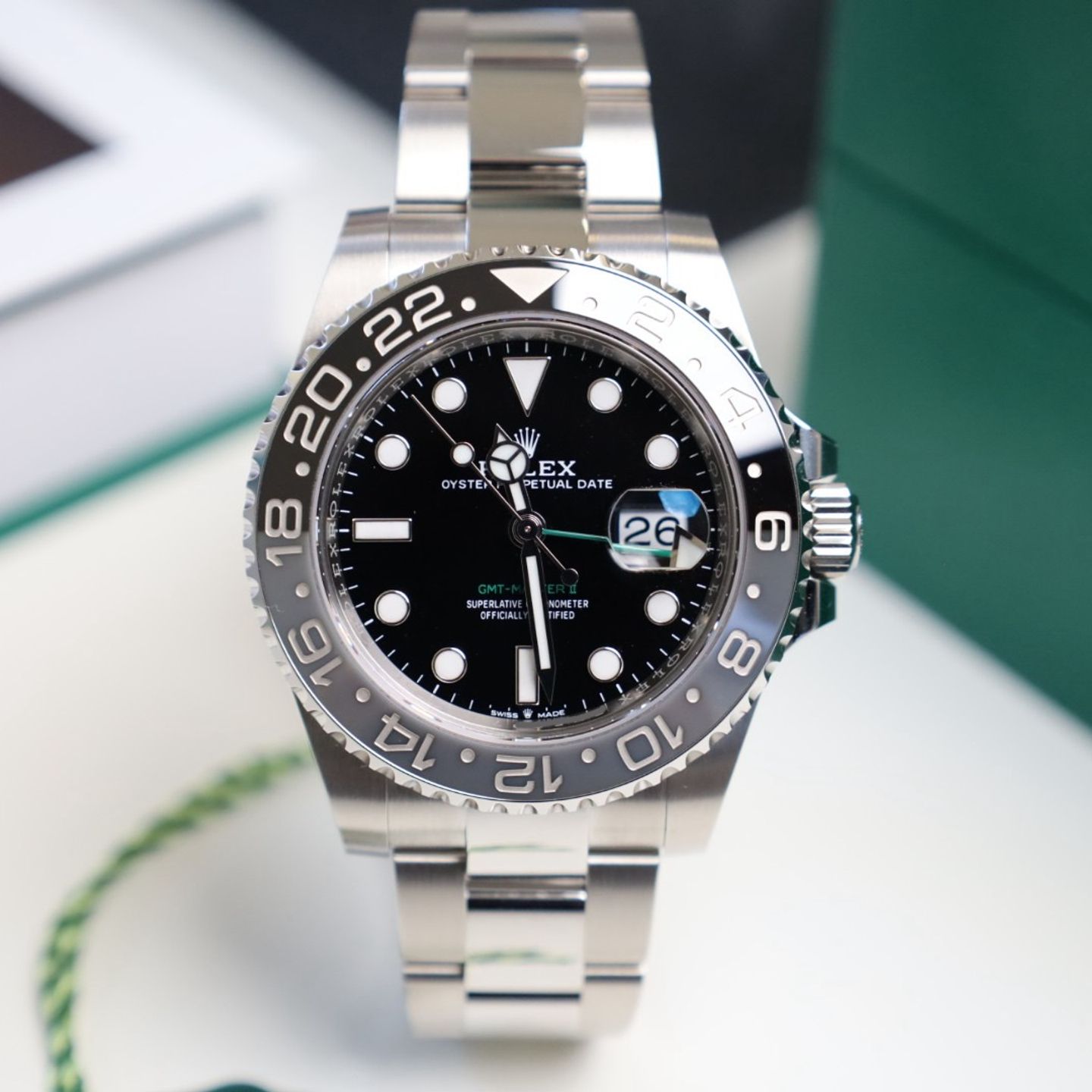 Rolex GMT-Master II 126710GRNR (2025) - Black dial 40 mm Steel case (7/32)