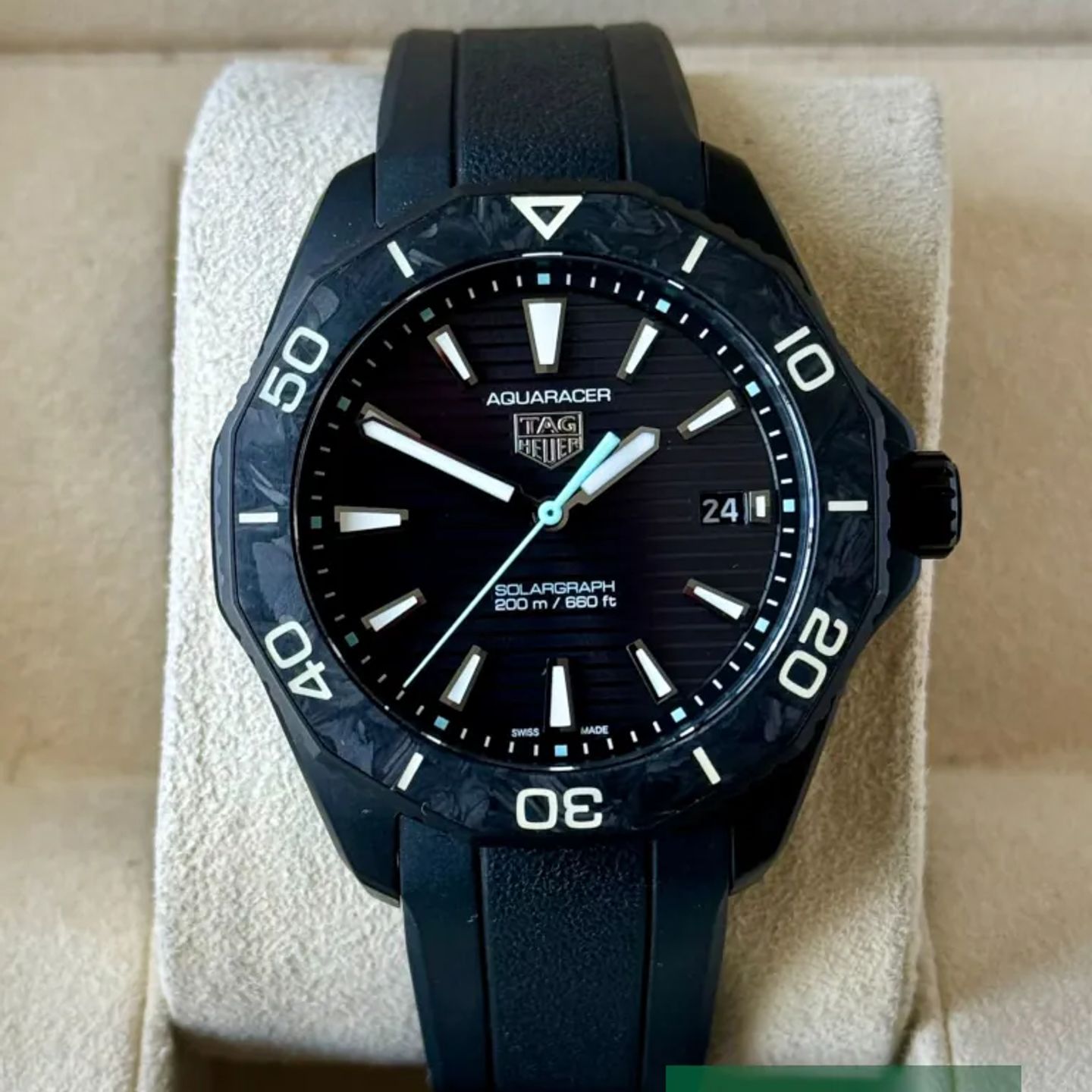 TAG Heuer Aquaracer WBP1112.FT6199 (2025) - Black dial 40 mm Steel case (2/7)