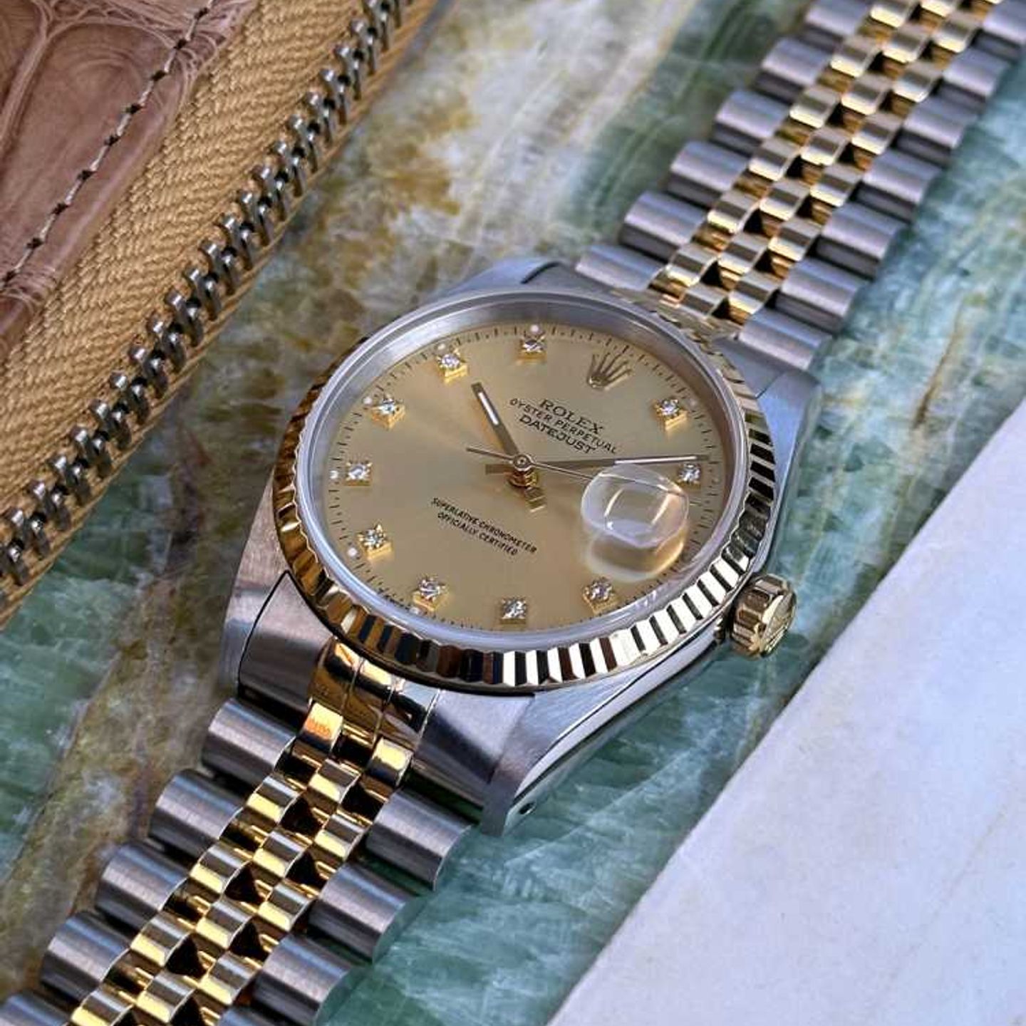 Rolex Datejust 16233 (1991) - Gold dial 36 mm Gold/Steel case (5/10)