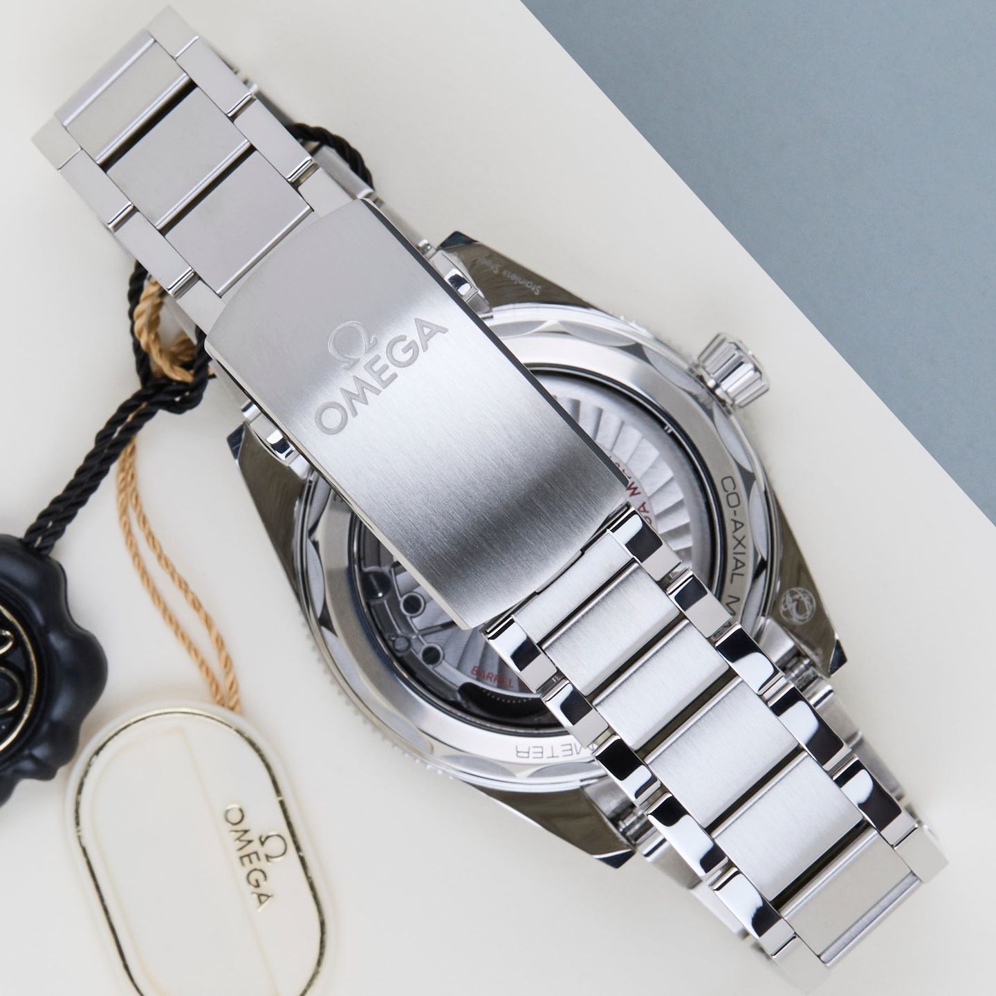 Omega Seamaster 300 234.30.41.21.01.001 - (6/8)