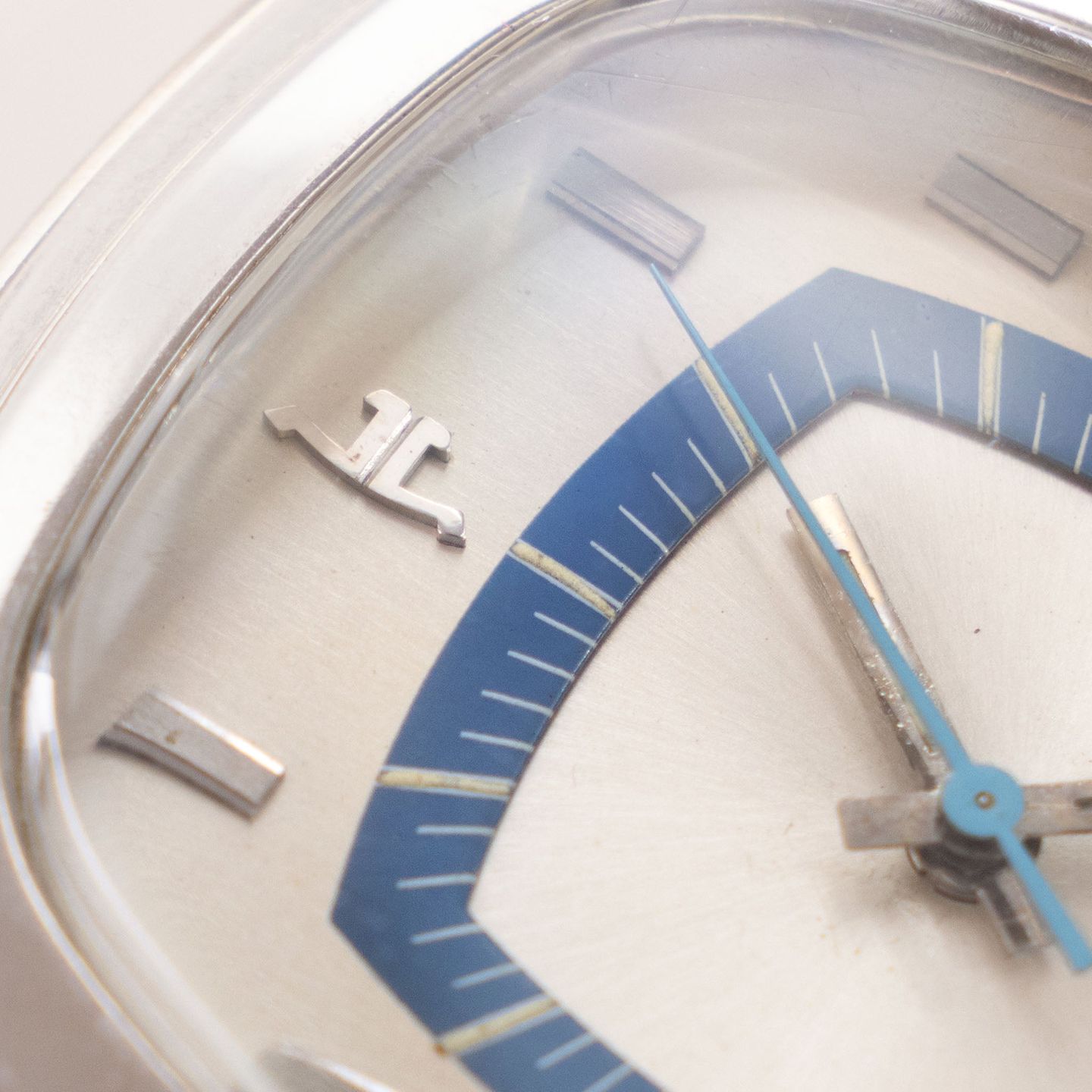 Jaeger-LeCoultre Memovox E871 - (2/7)